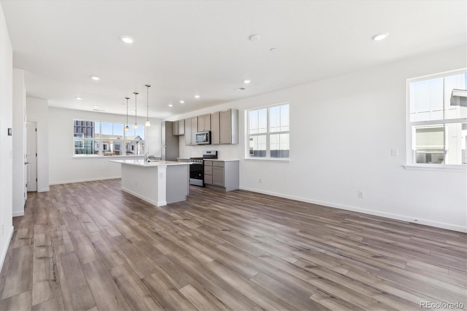 MLS Image #12 for 6910  merseyside lane,castle pines, Colorado