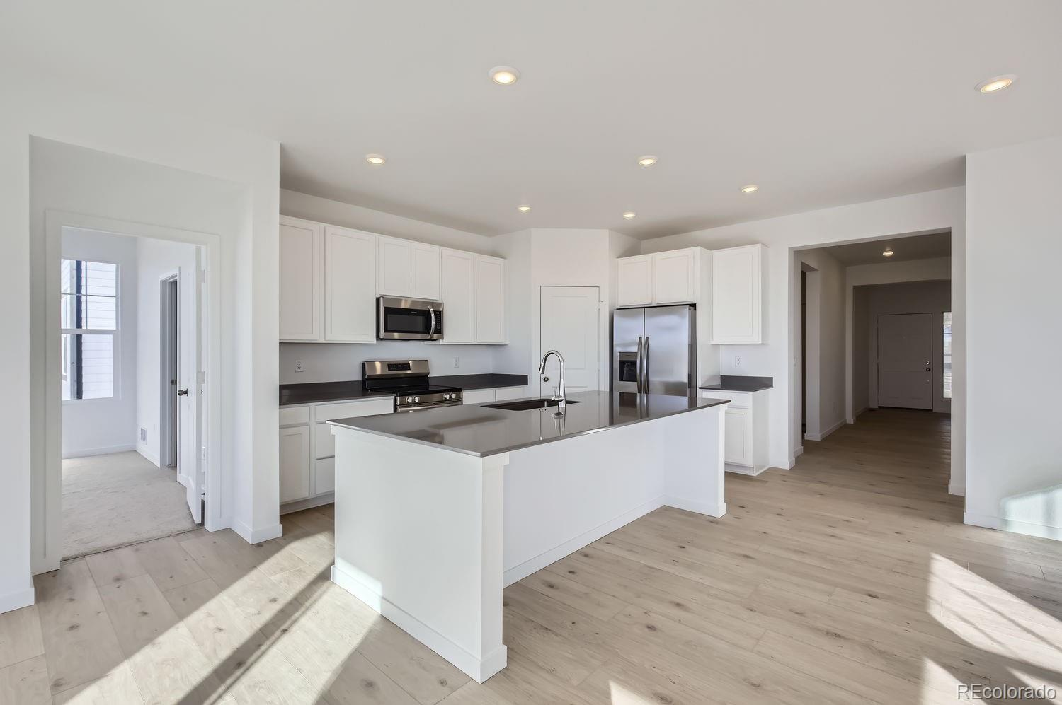 MLS Image #3 for 4124  shirley drive,johnstown, Colorado