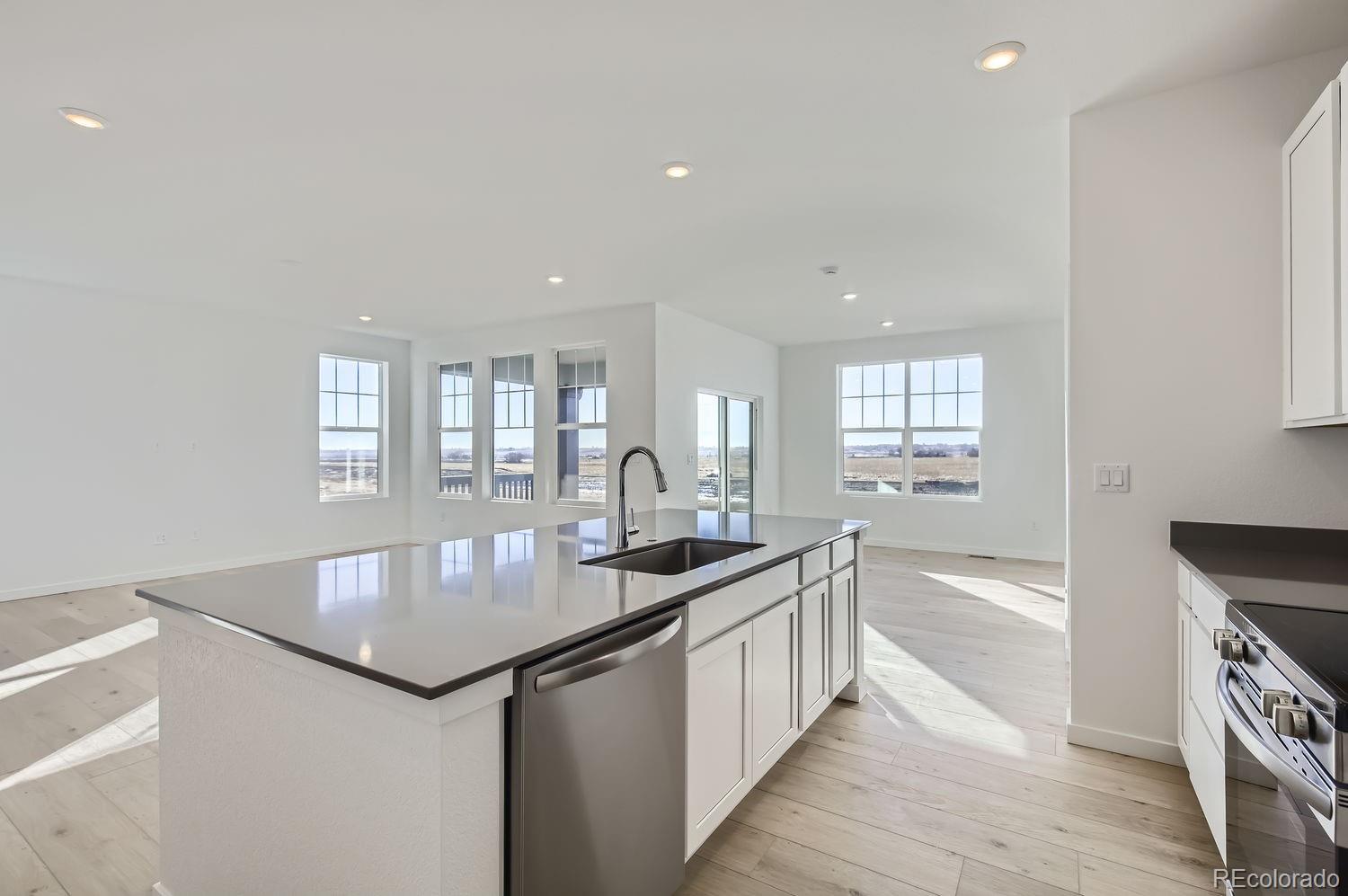 MLS Image #4 for 4124  shirley drive,johnstown, Colorado