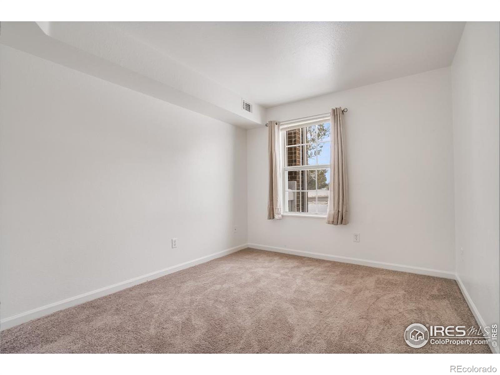 MLS Image #6 for 2856  17th avenue,greeley, Colorado