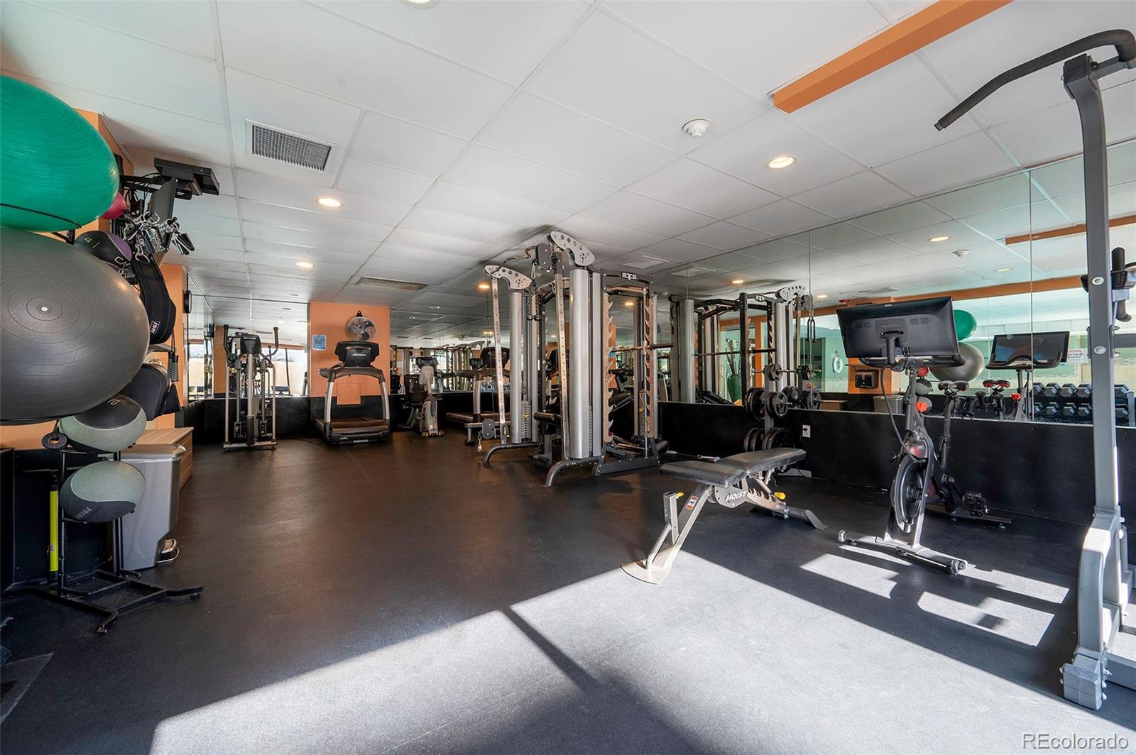 MLS Image #25 for 2  adams street,denver, Colorado