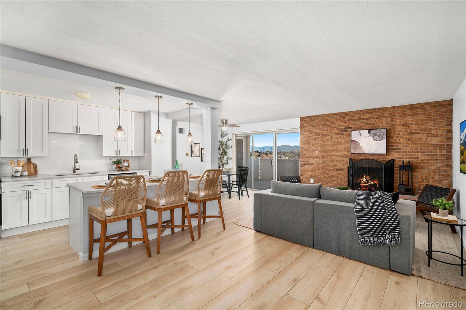 MLS Image #4 for 2  adams street,denver, Colorado