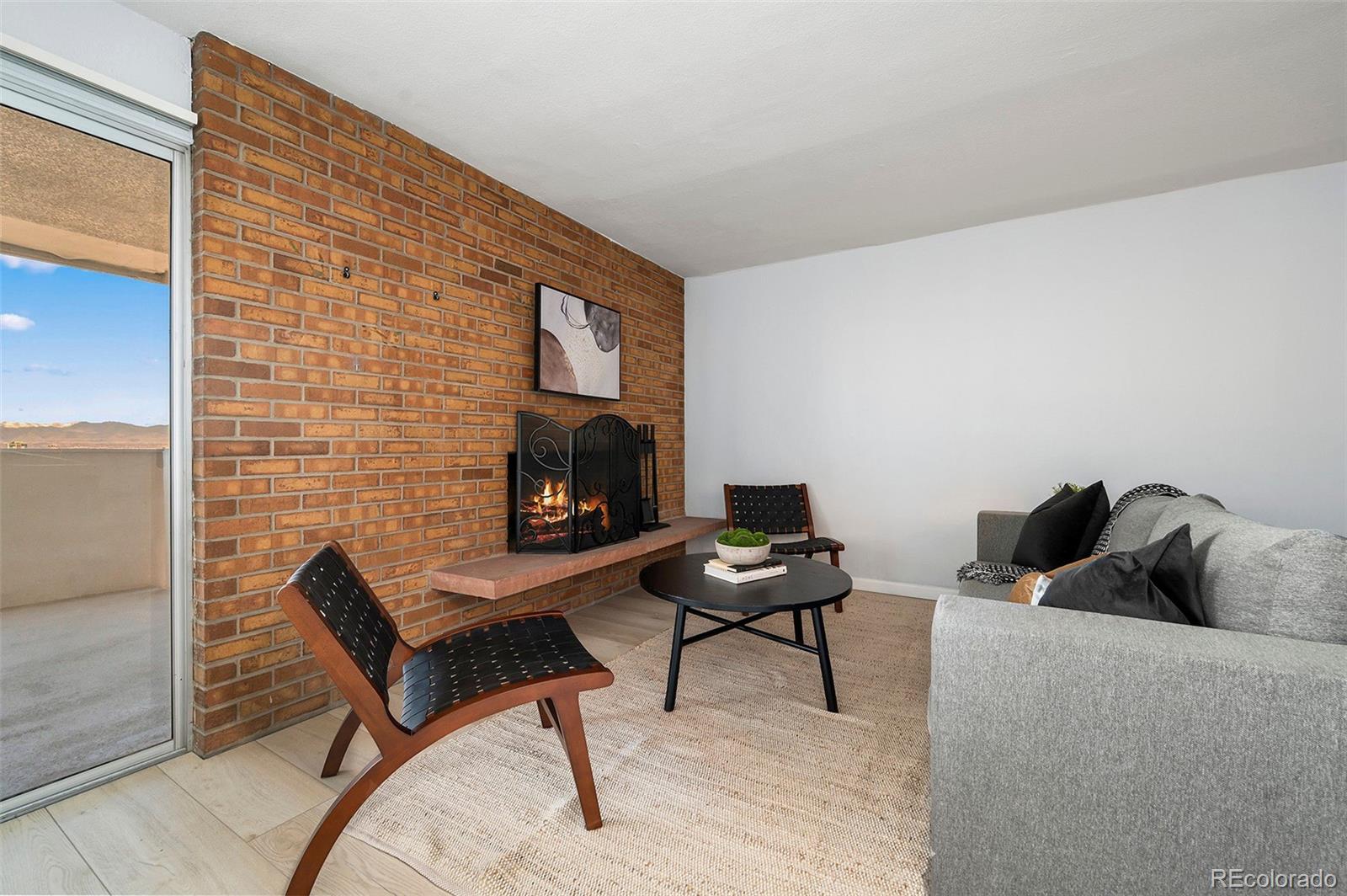 MLS Image #8 for 2  adams street,denver, Colorado
