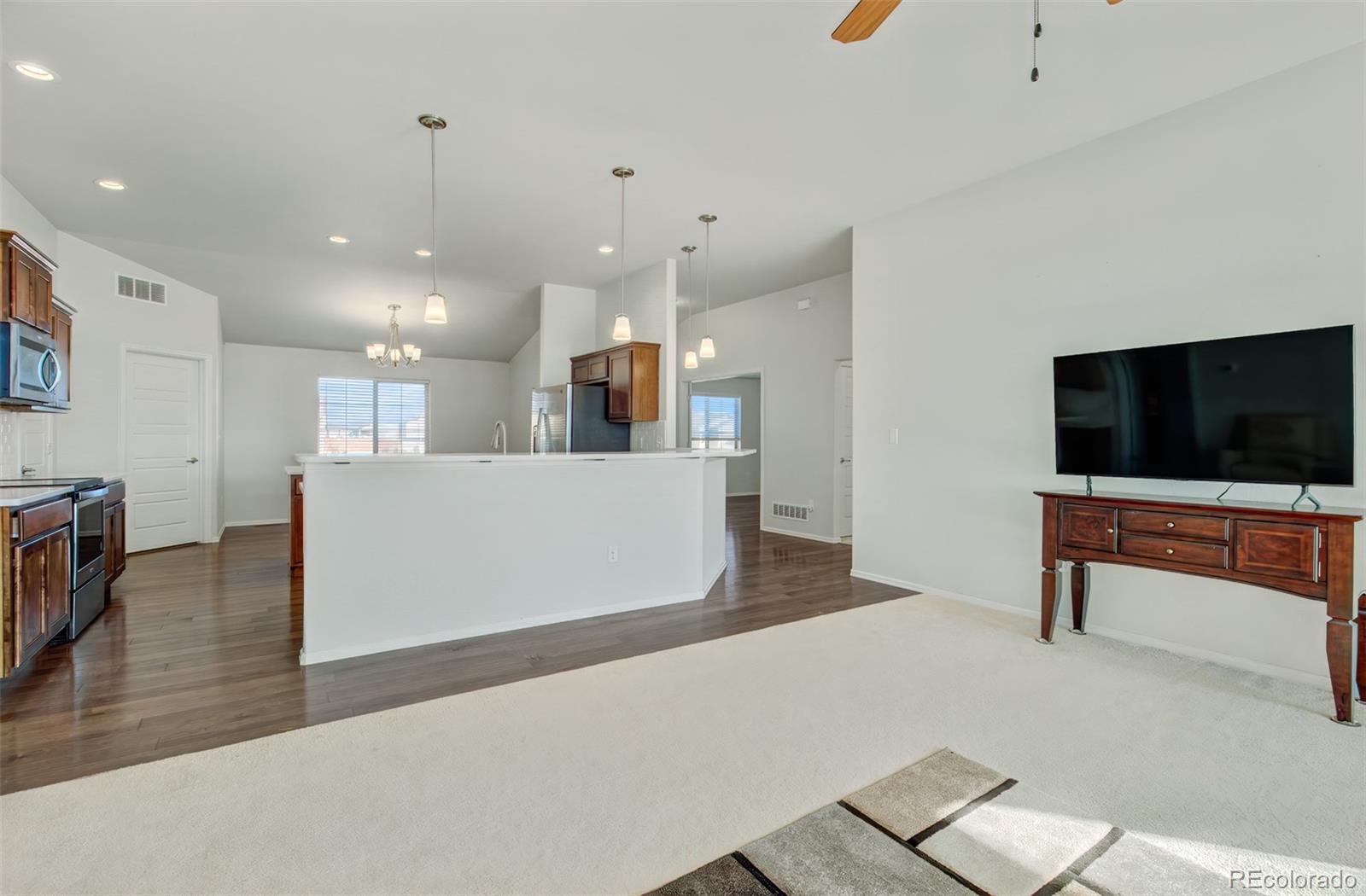 MLS Image #5 for 1152 e desert cove drive,pueblo, Colorado