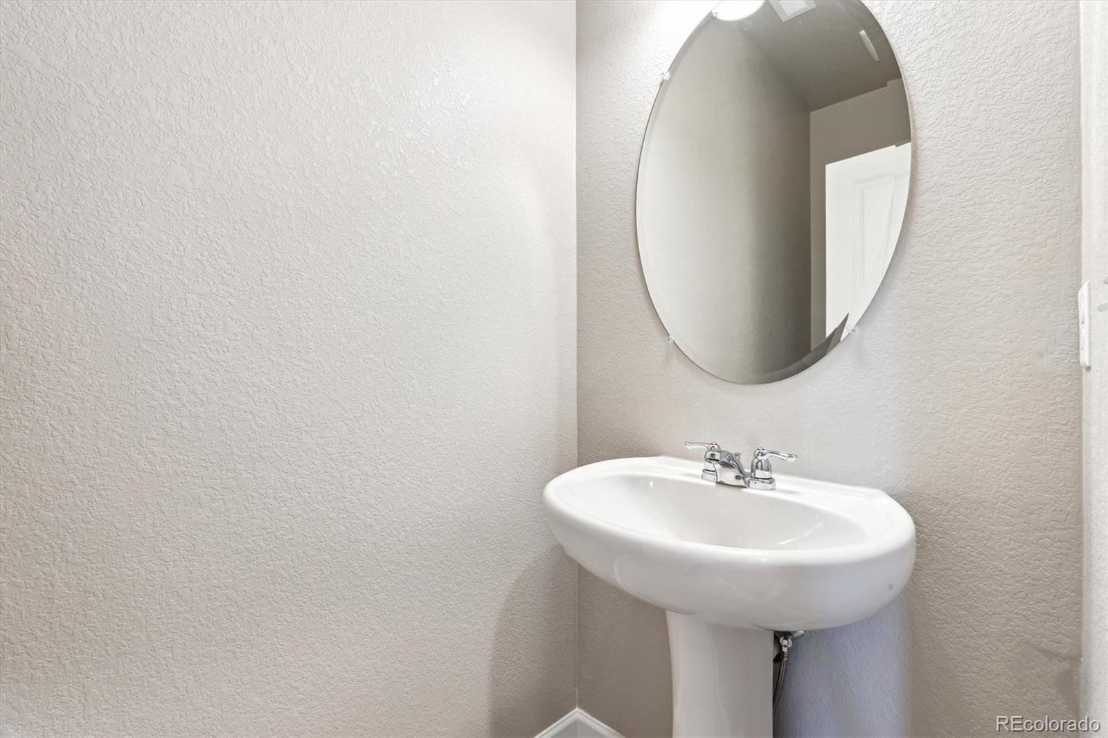 MLS Image #12 for 287  shoveler way,johnstown, Colorado
