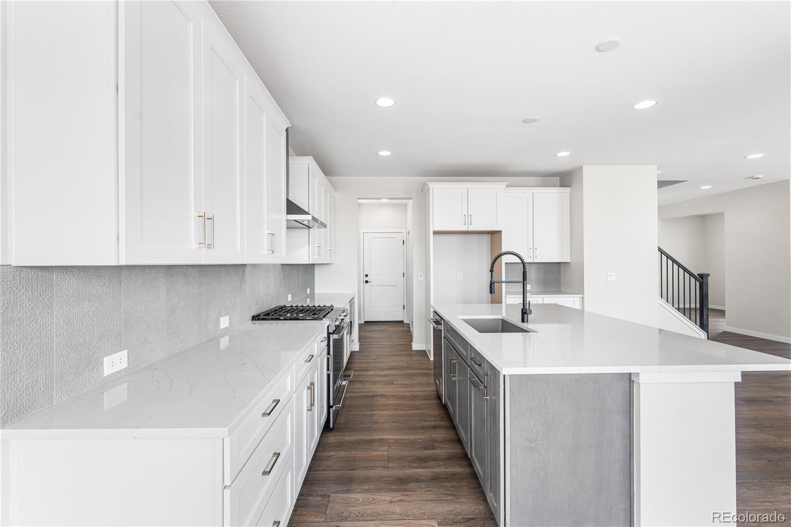 MLS Image #14 for 8903  springsong lane,littleton, Colorado