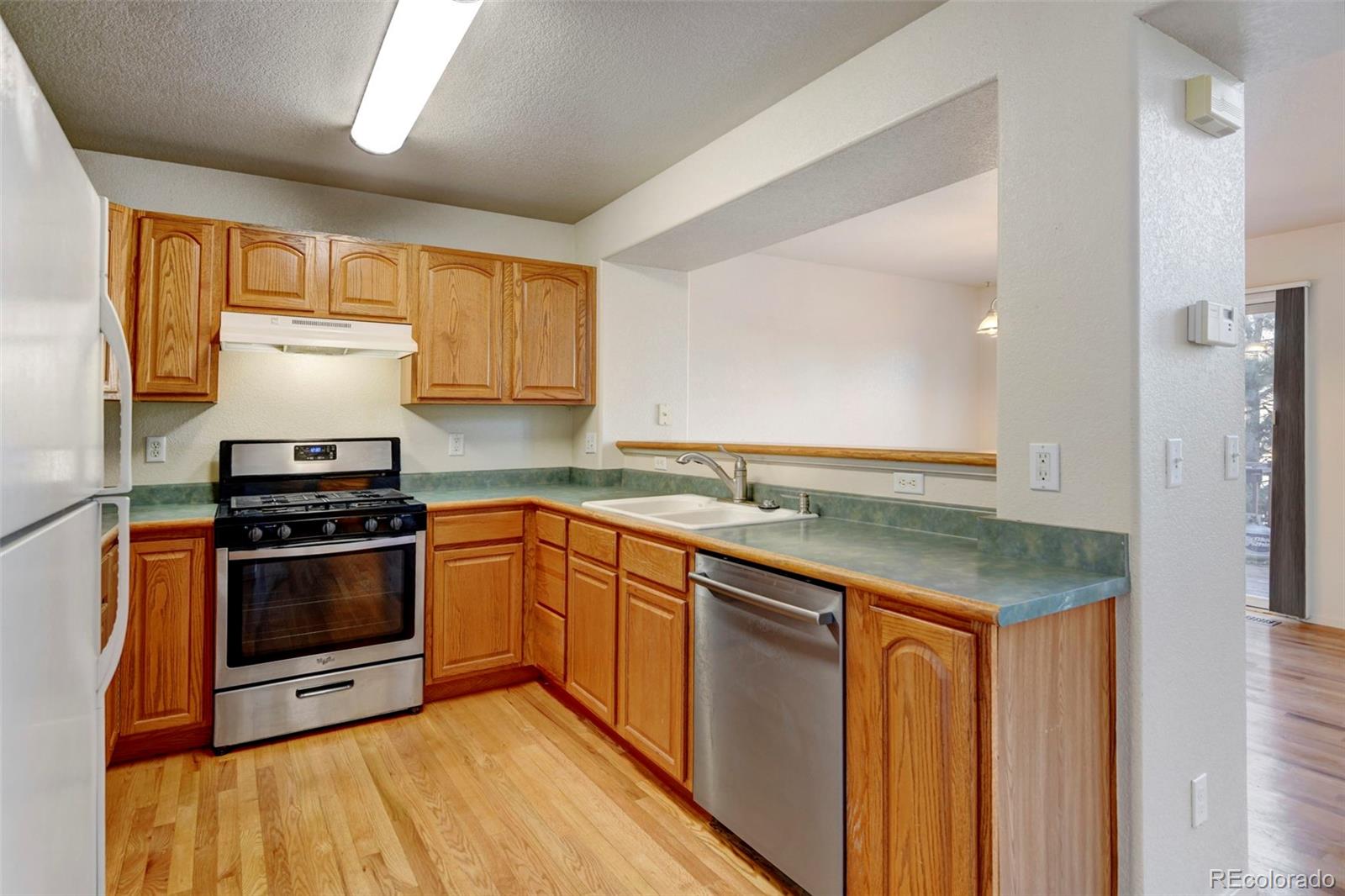 MLS Image #13 for 812  union street,lakewood, Colorado