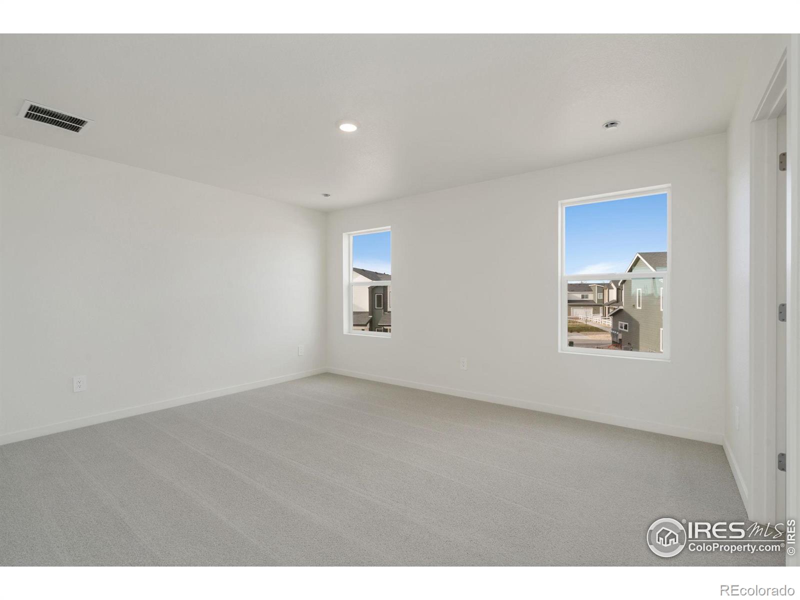 MLS Image #8 for 3705  moab court,evans, Colorado