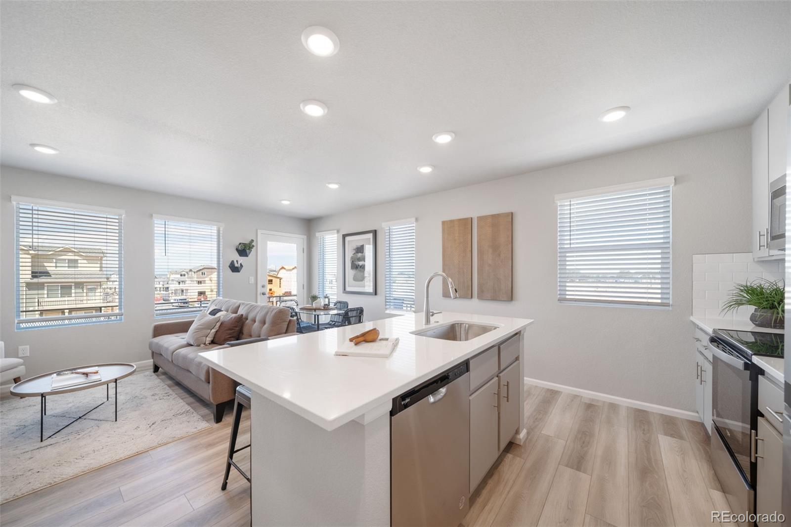 MLS Image #15 for 13518 e 103rd place,commerce city, Colorado