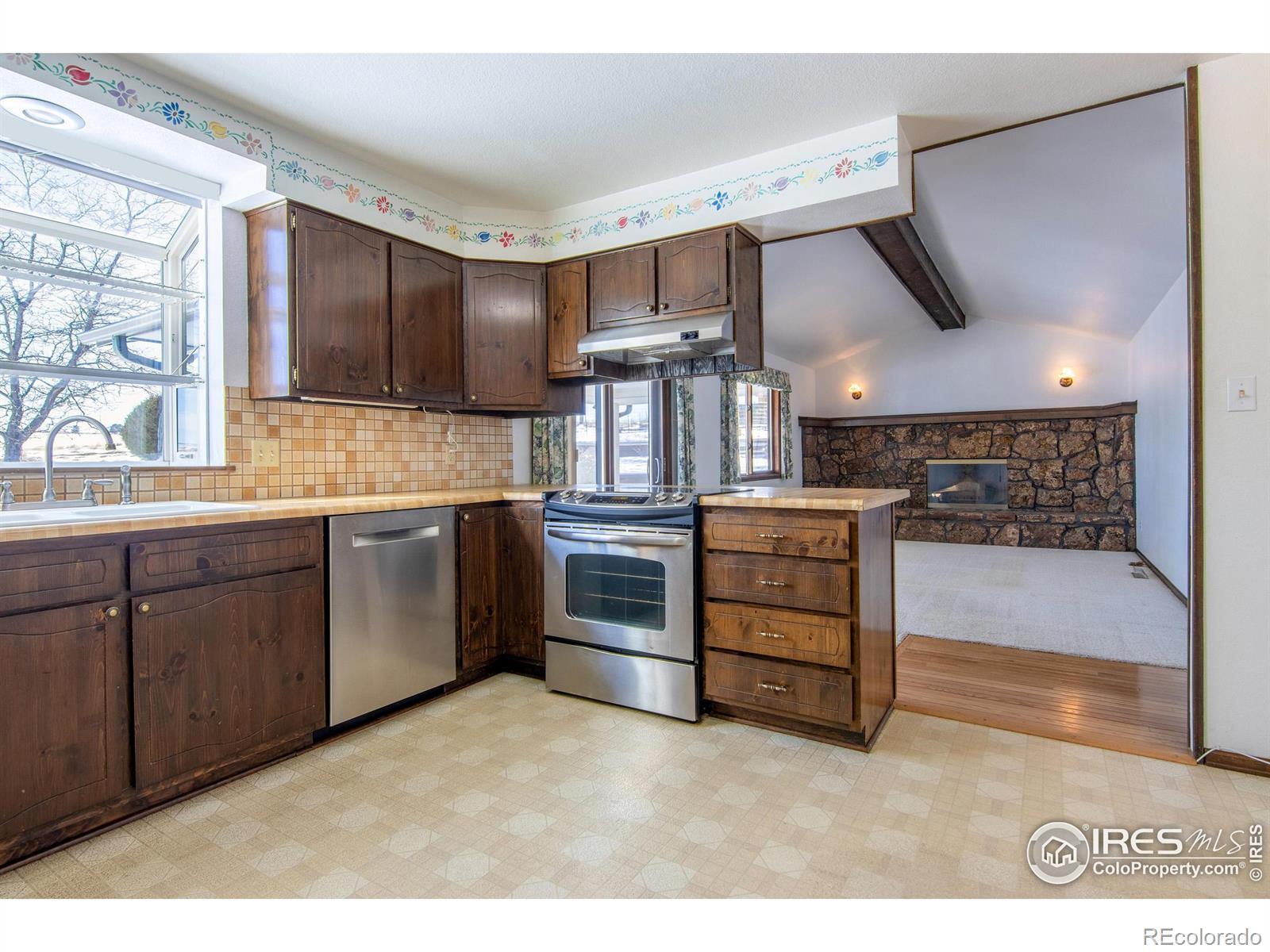 MLS Image #6 for 5580  colt drive,longmont, Colorado