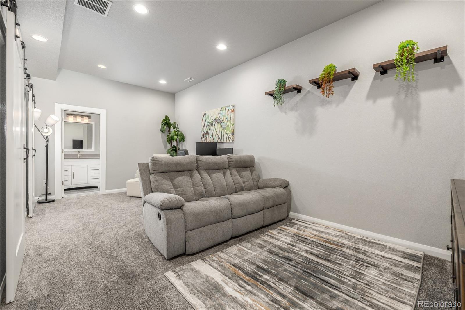 MLS Image #16 for 6777  larsh drive,denver, Colorado