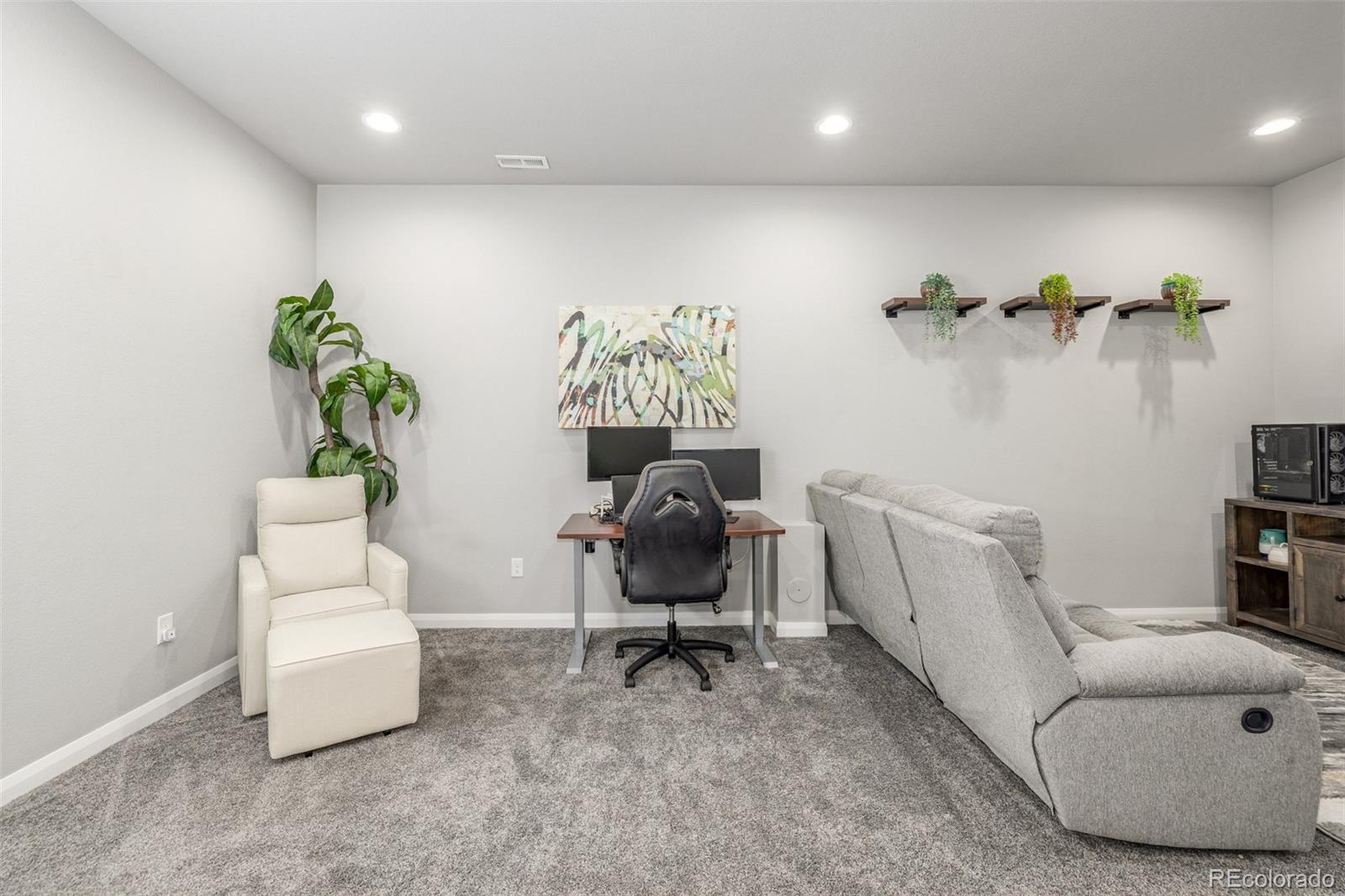 MLS Image #18 for 6777  larsh drive,denver, Colorado
