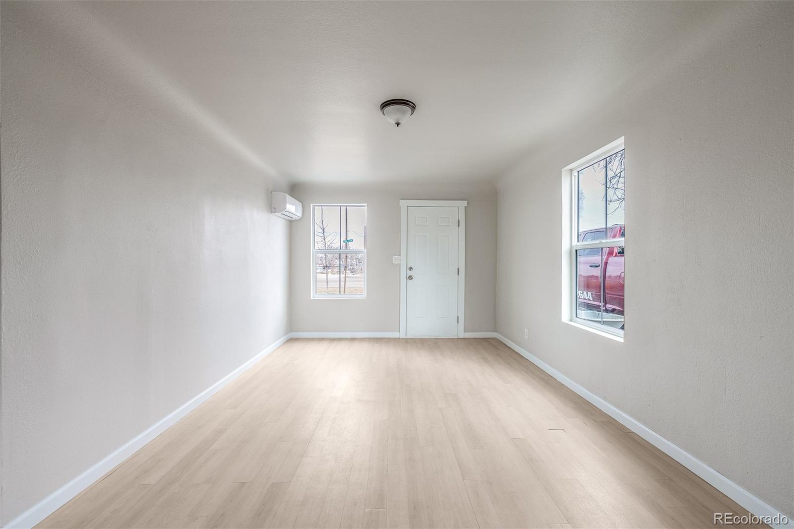 MLS Image #9 for 910  40th street,evans, Colorado