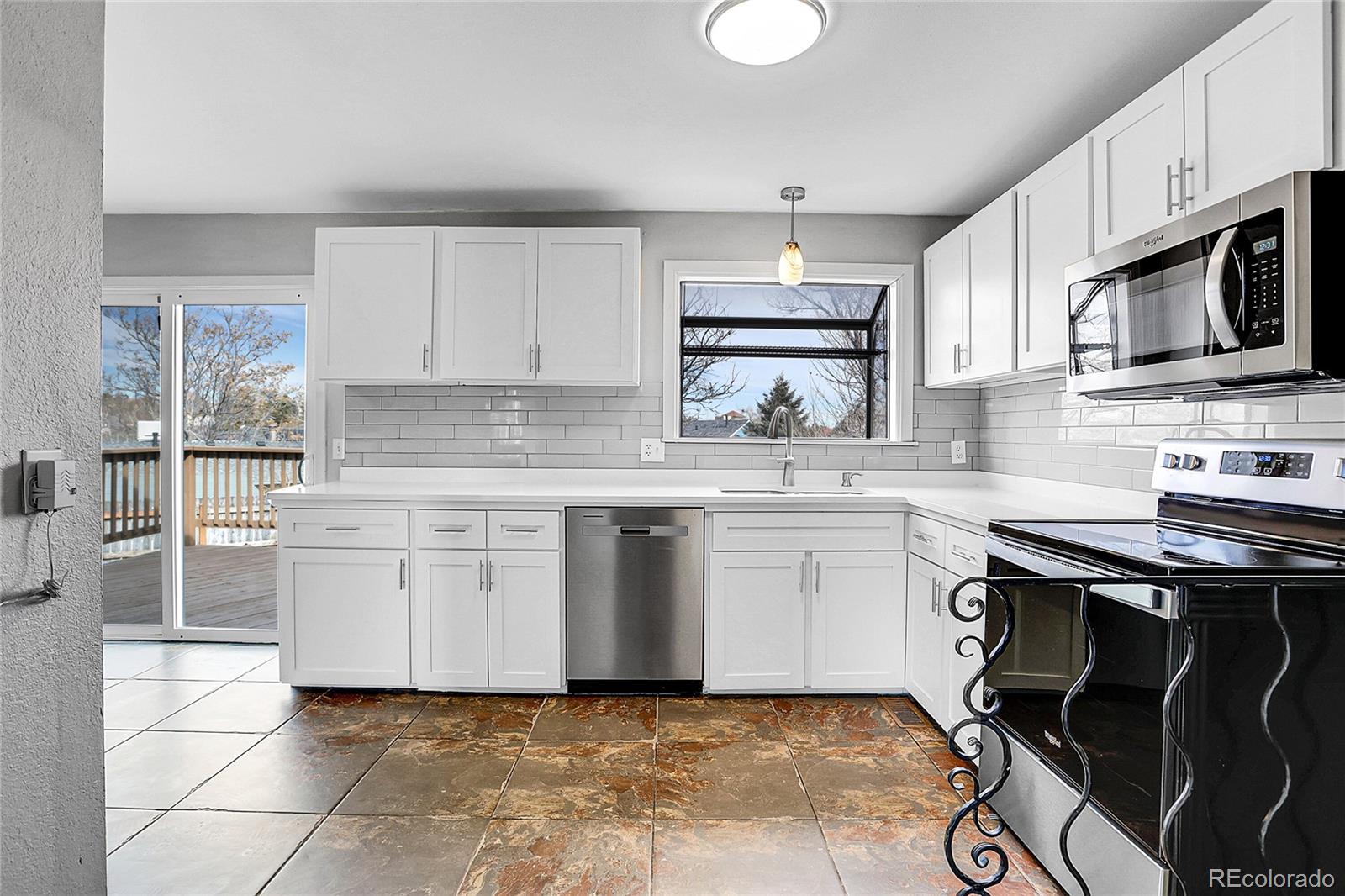 MLS Image #8 for 9359 w lake drive,littleton, Colorado