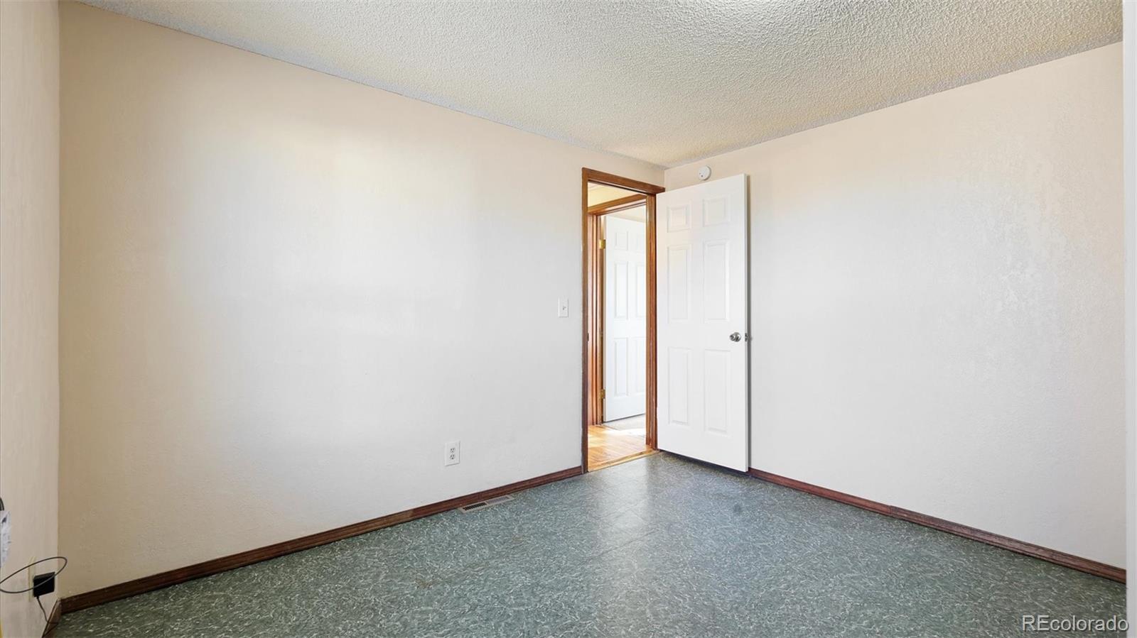 MLS Image #31 for 10675  chiming bell circle,peyton, Colorado