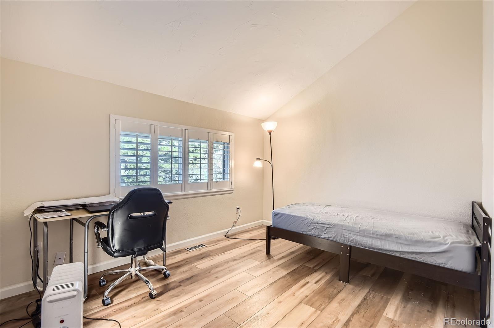 MLS Image #16 for 9551 e chenango avenue,greenwood village, Colorado