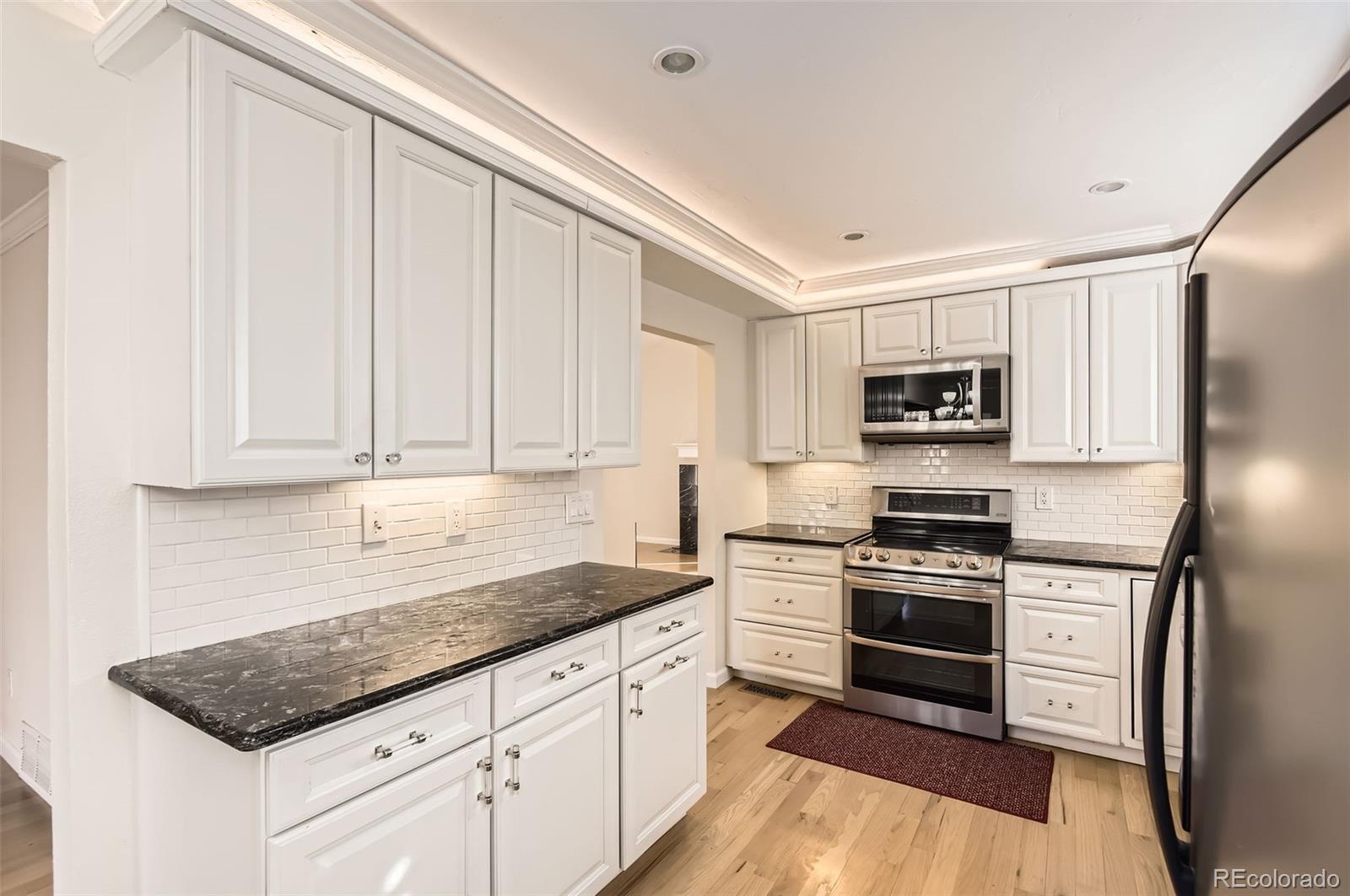 MLS Image #7 for 9551 e chenango avenue,greenwood village, Colorado