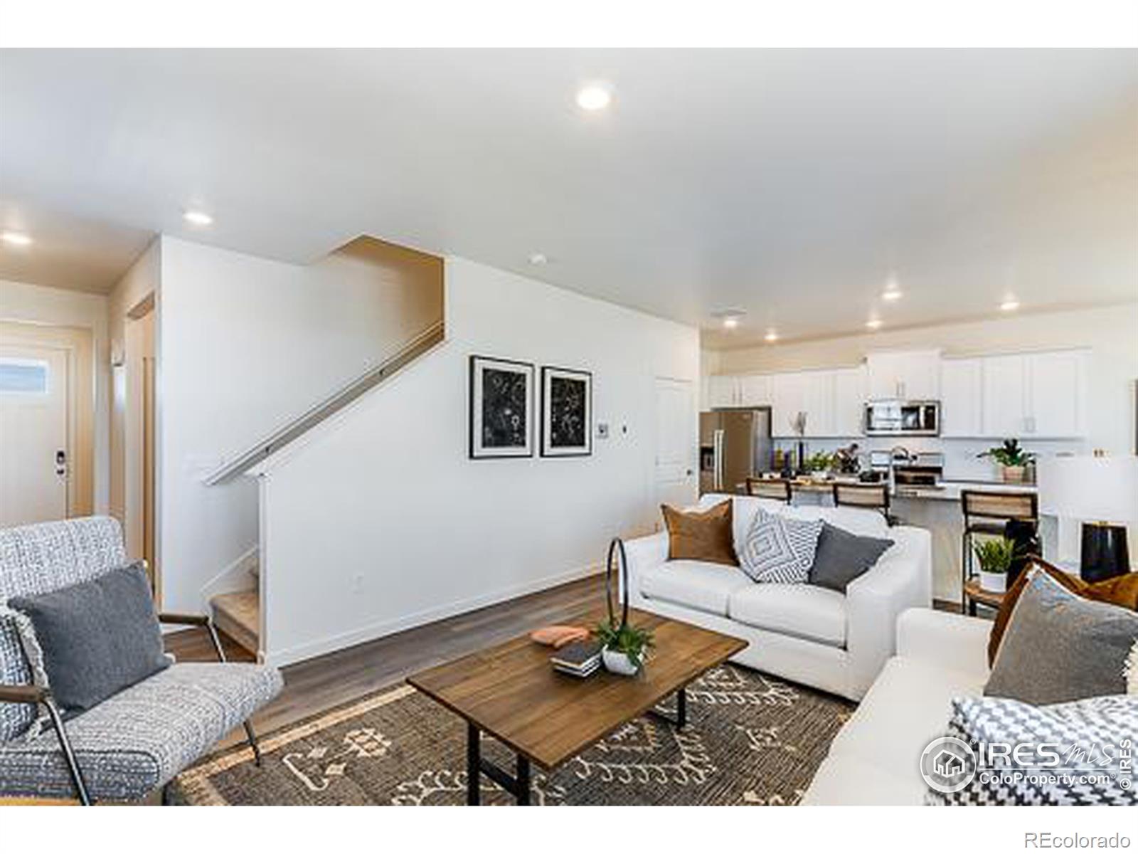 MLS Image #4 for 889  crest street,lochbuie, Colorado