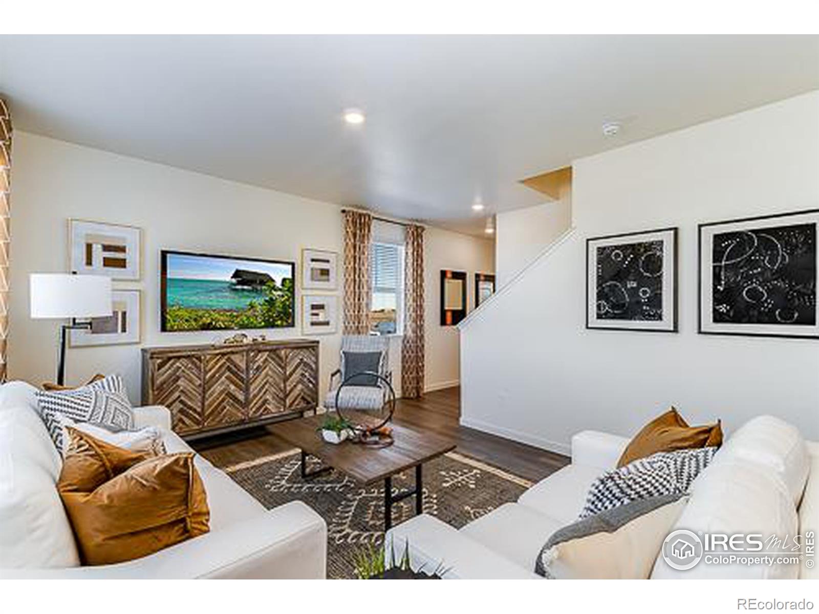 MLS Image #6 for 889  crest street,lochbuie, Colorado