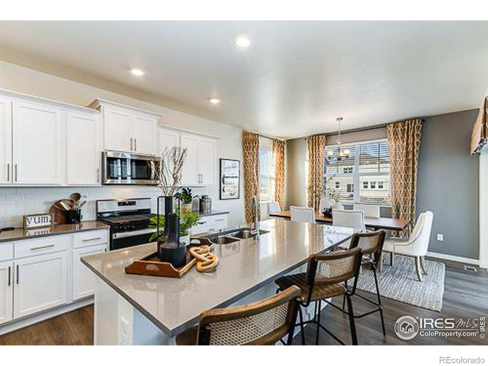 MLS Image #8 for 889  crest street,lochbuie, Colorado