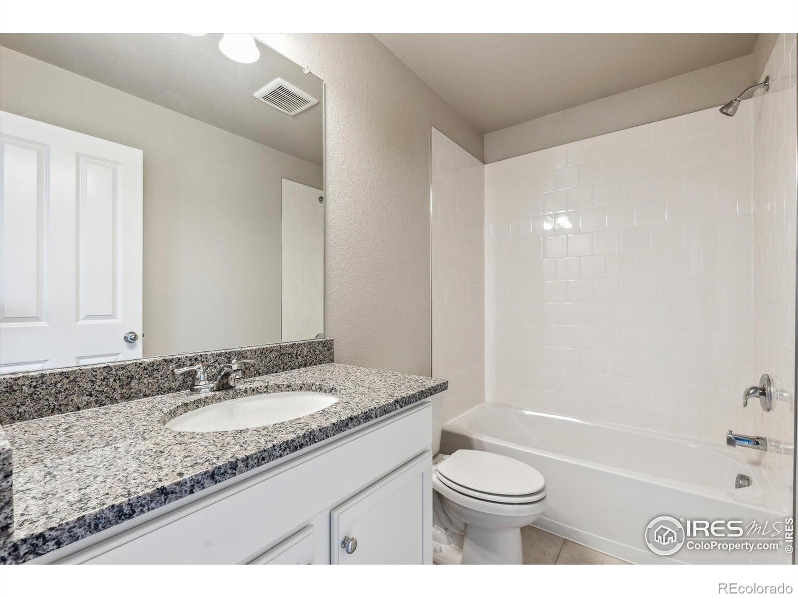 MLS Image #17 for 287  shoveler way,johnstown, Colorado
