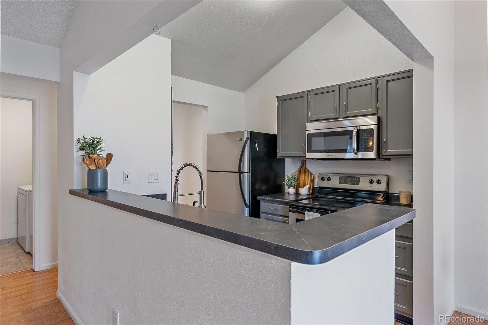 MLS Image #6 for 5565 w 76th avenue,arvada, Colorado