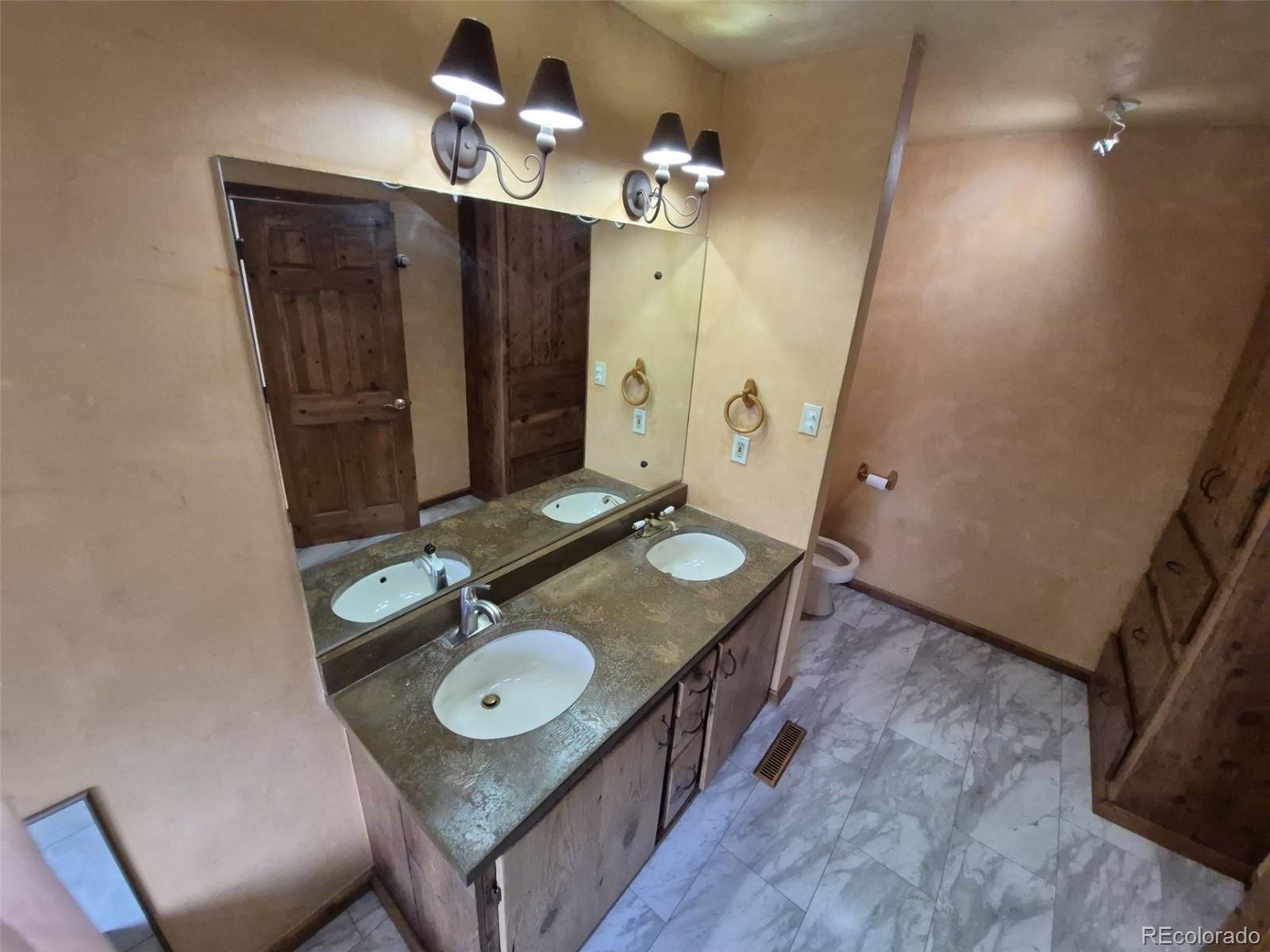 MLS Image #26 for 902 s potomac way,aurora, Colorado