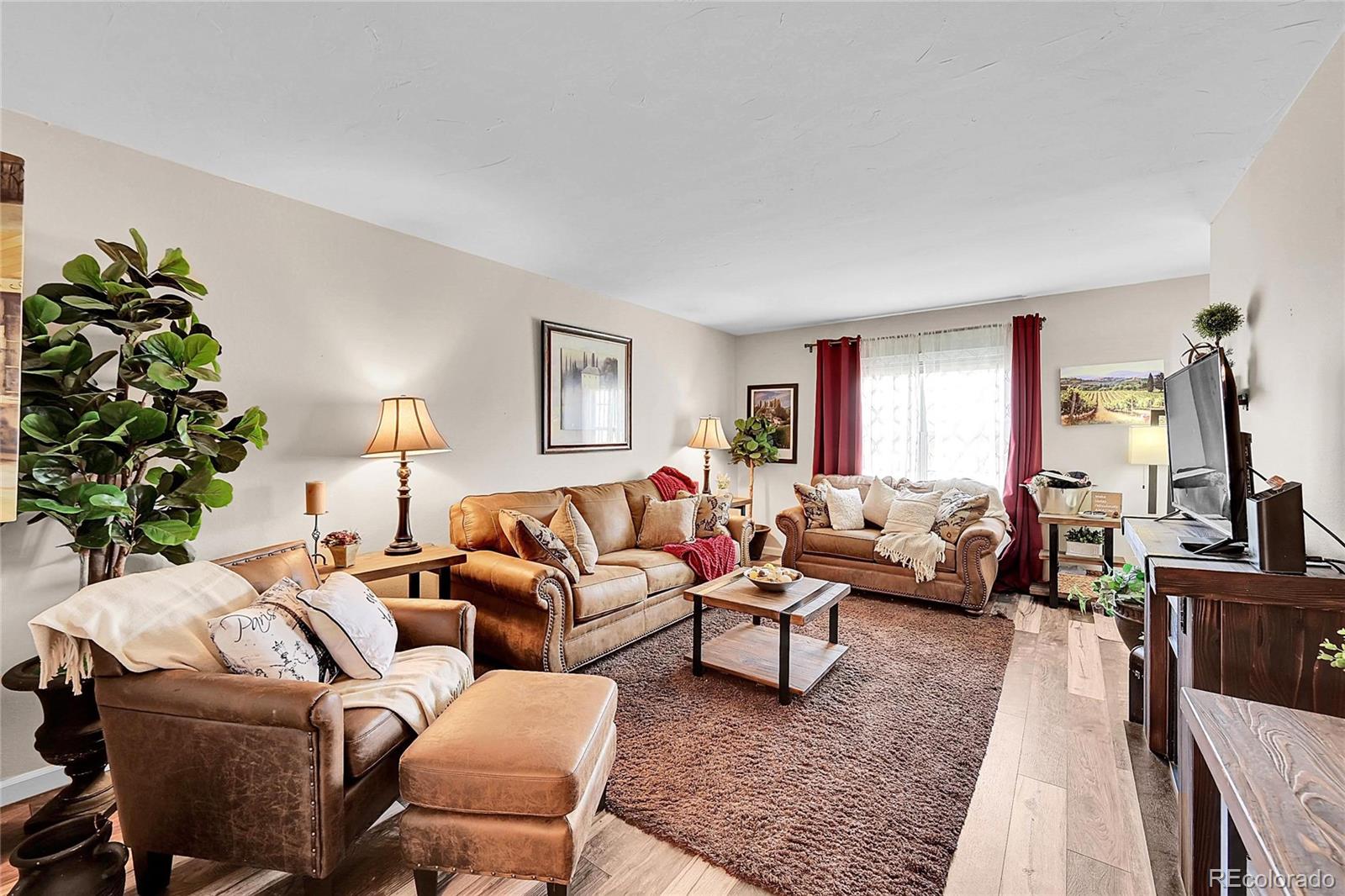 MLS Image #3 for 2301 e fremont avenue,centennial, Colorado