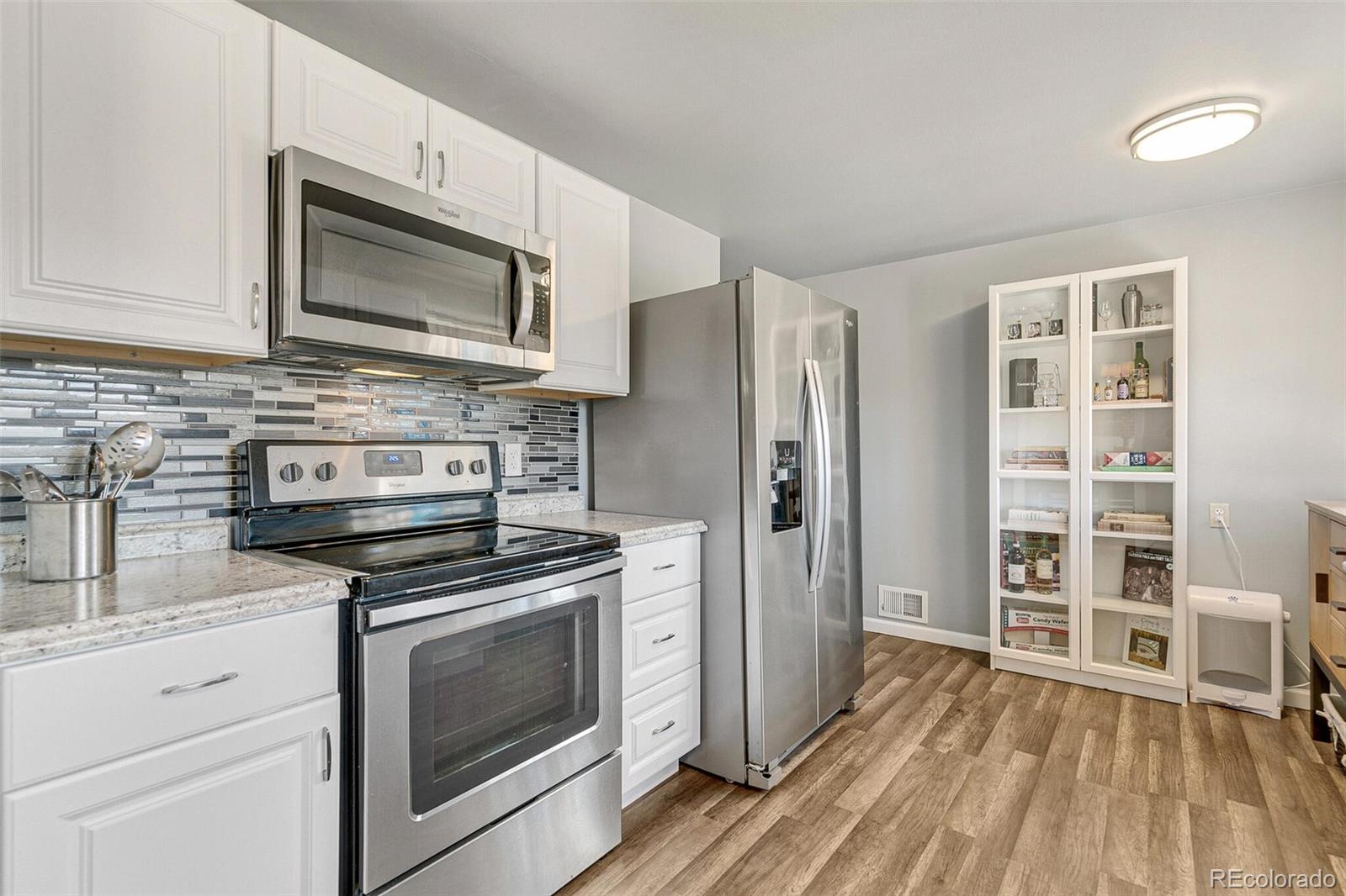 MLS Image #10 for 6581 s logan street,centennial, Colorado