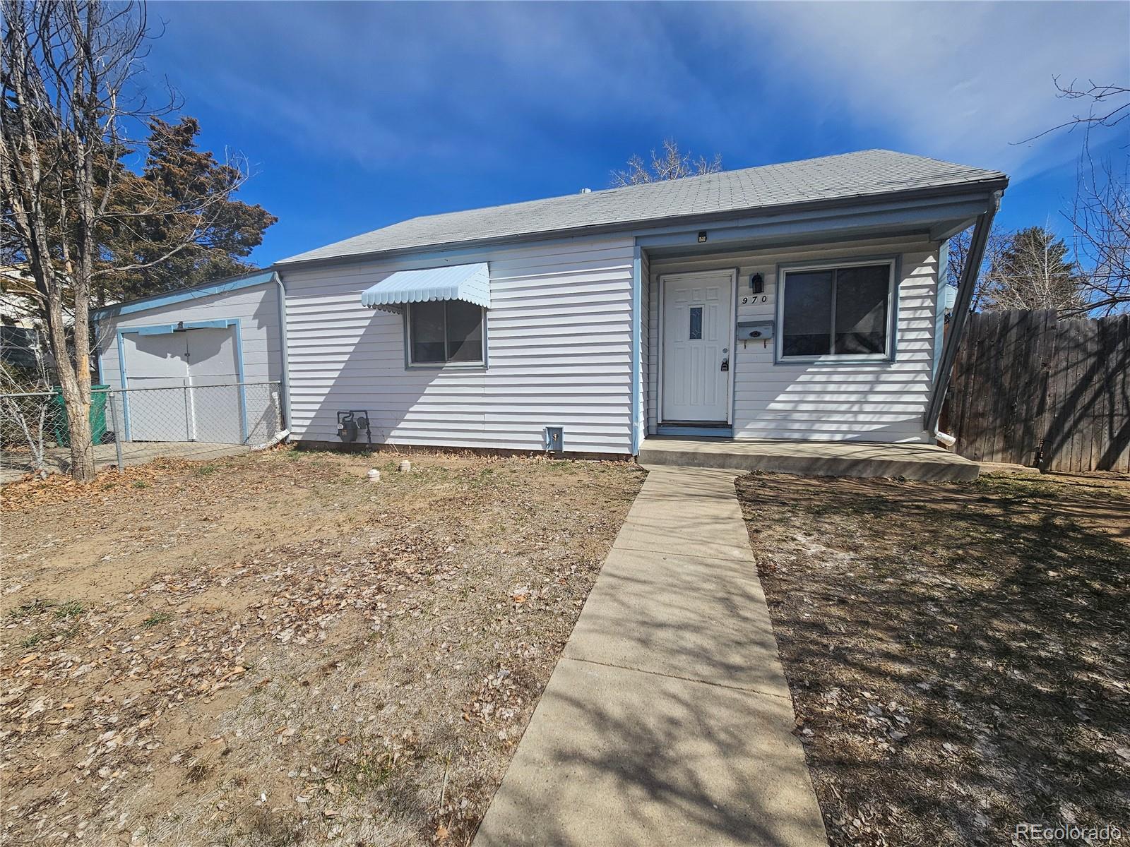 CMA Image for 705  kenton street,Aurora, Colorado