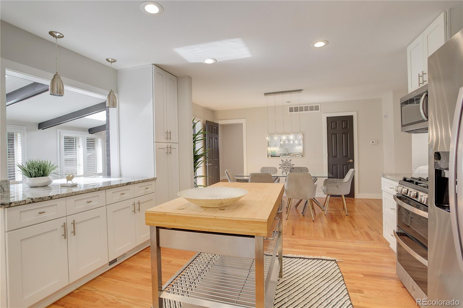 MLS Image #11 for 2641 s magnolia street,denver, Colorado
