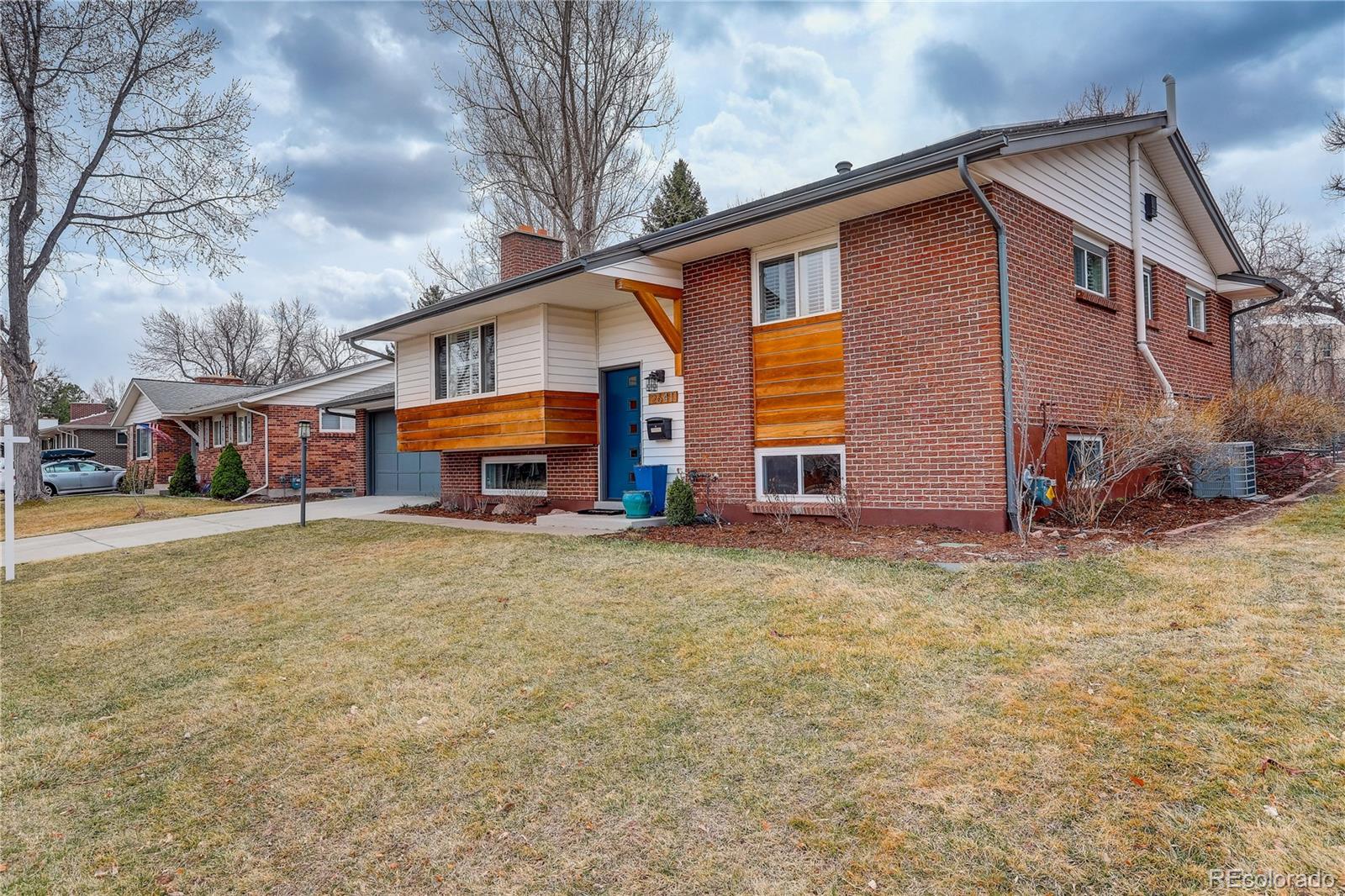 MLS Image #2 for 2641 s magnolia street,denver, Colorado
