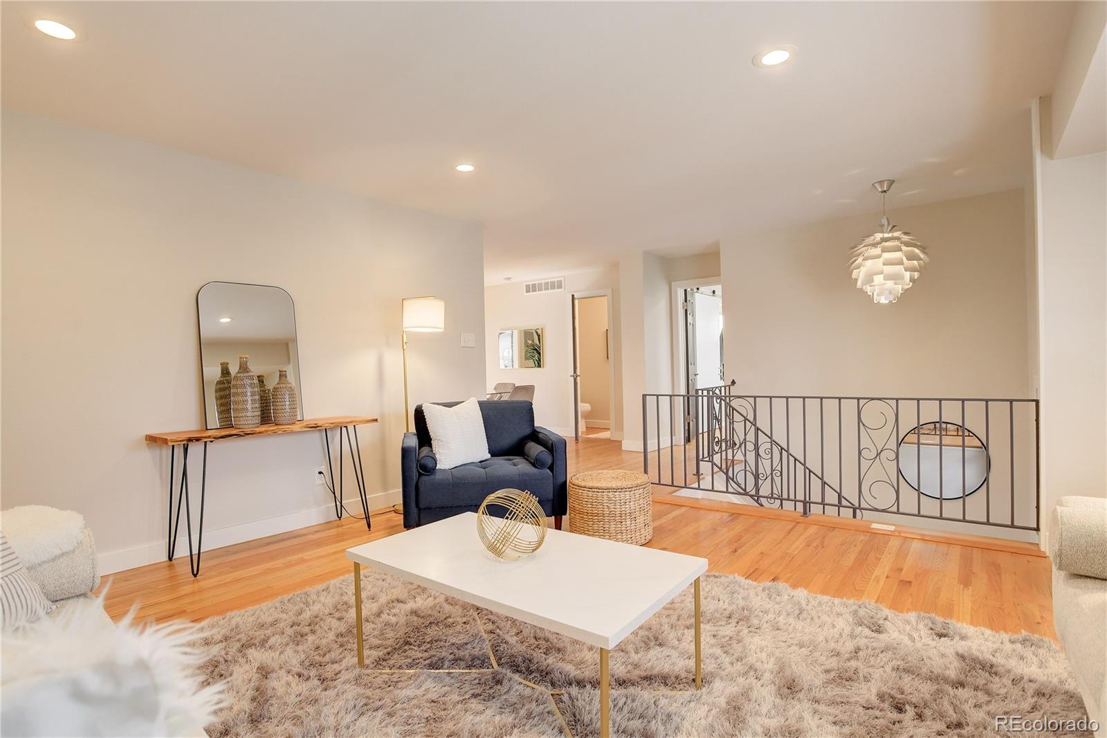 MLS Image #7 for 2641 s magnolia street,denver, Colorado