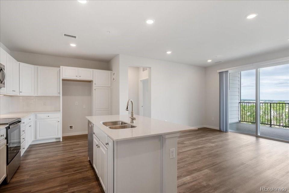 MLS Image #3 for 487  interlocken boulevard 304,broomfield, Colorado