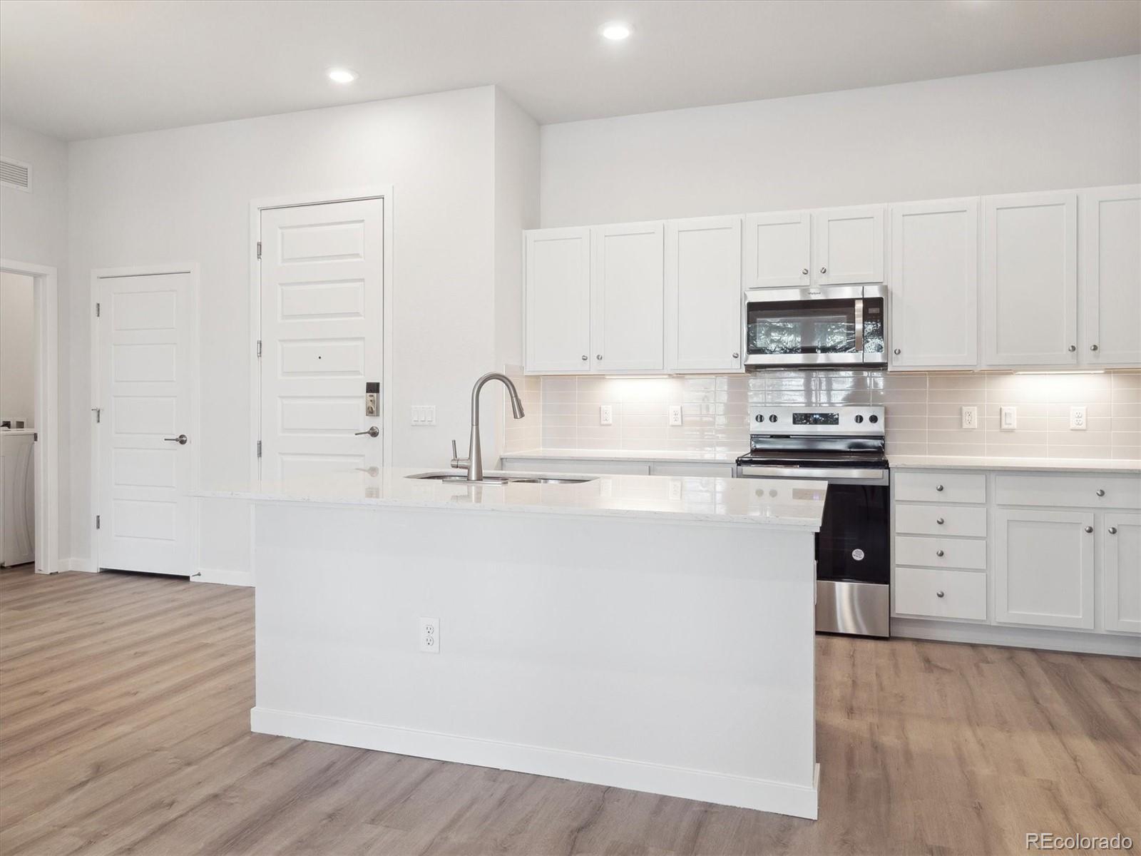 MLS Image #4 for 485  interlocken boulevard,broomfield, Colorado