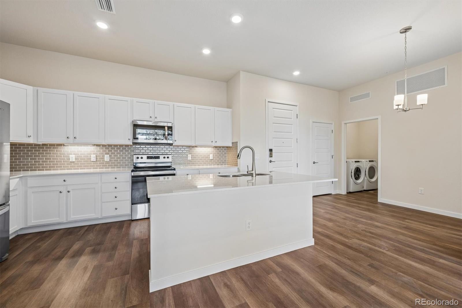 MLS Image #7 for 485  interlocken boulevard 103,broomfield, Colorado