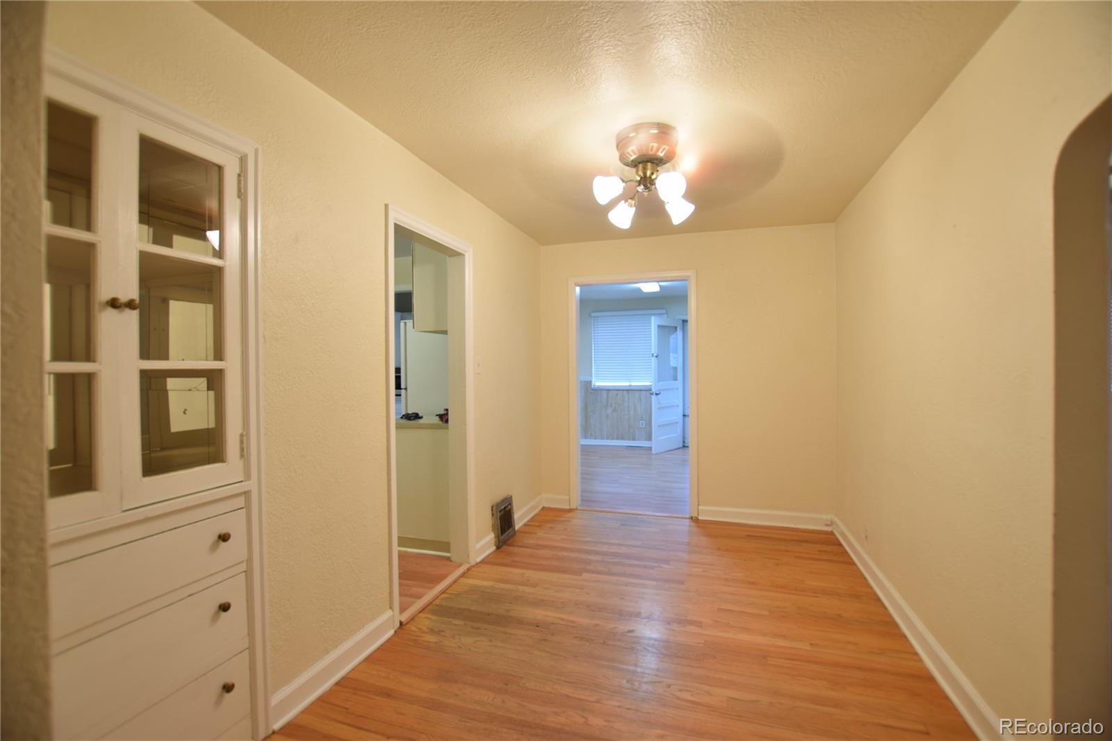MLS Image #3 for 1409 s clermont street,denver, Colorado