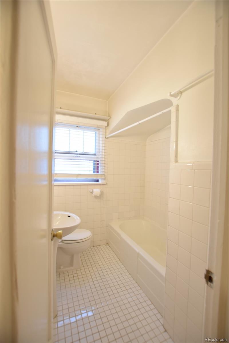 MLS Image #9 for 1409 s clermont street,denver, Colorado