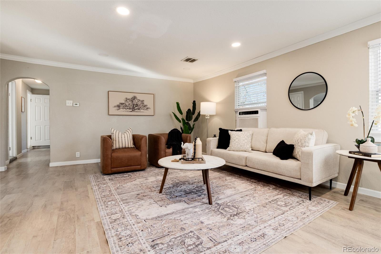 MLS Image #9 for 377  stuart street,denver, Colorado
