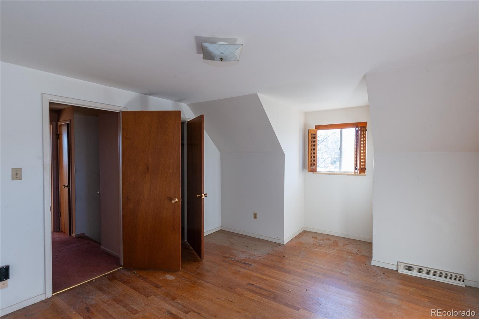 MLS Image #17 for 1996 s linden court,denver, Colorado