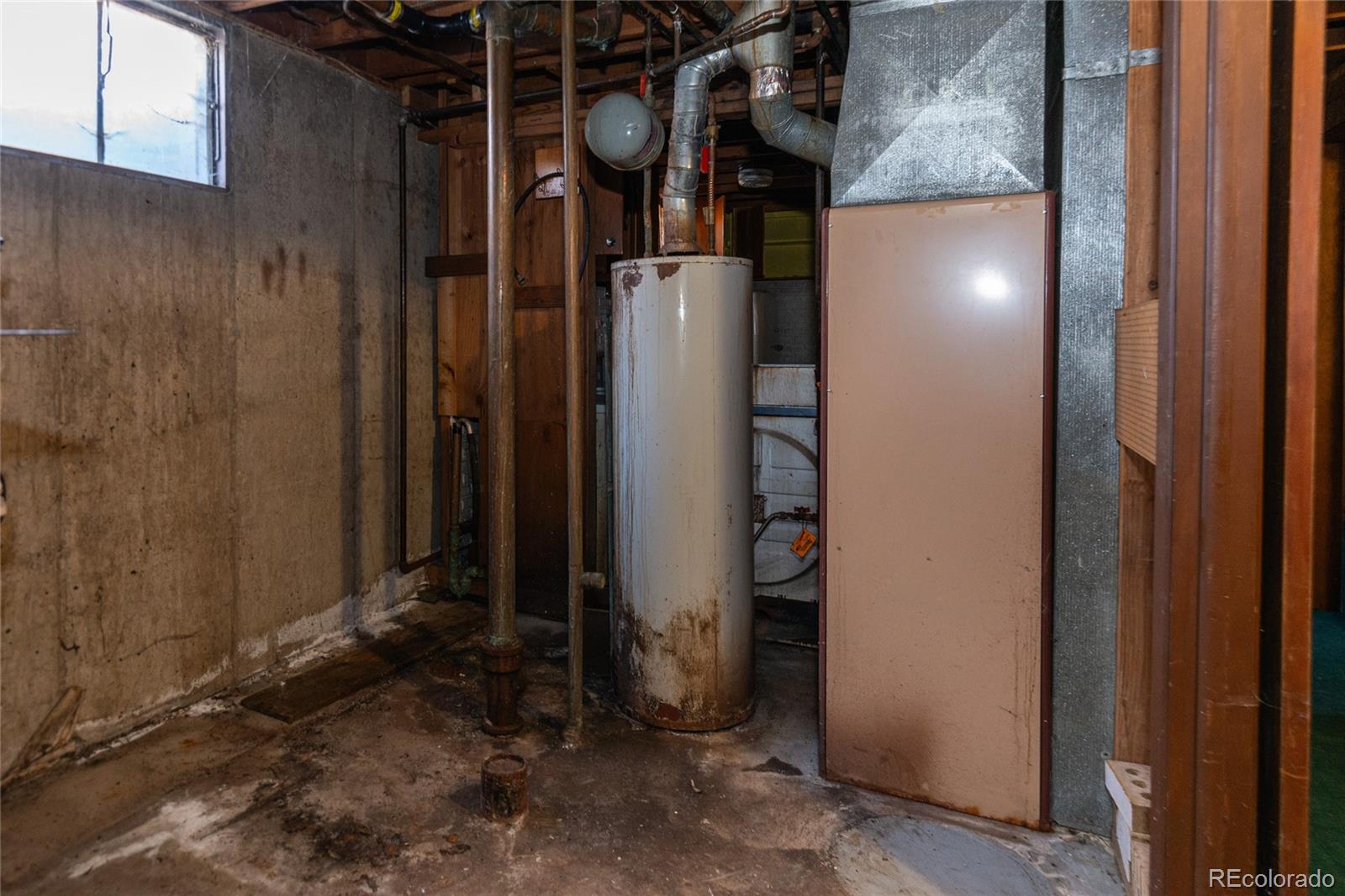 MLS Image #20 for 1996 s linden court,denver, Colorado