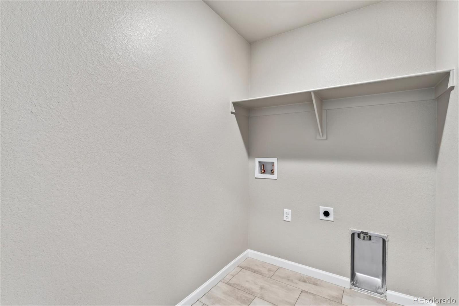 MLS Image #16 for 285  scaup lane,johnstown, Colorado