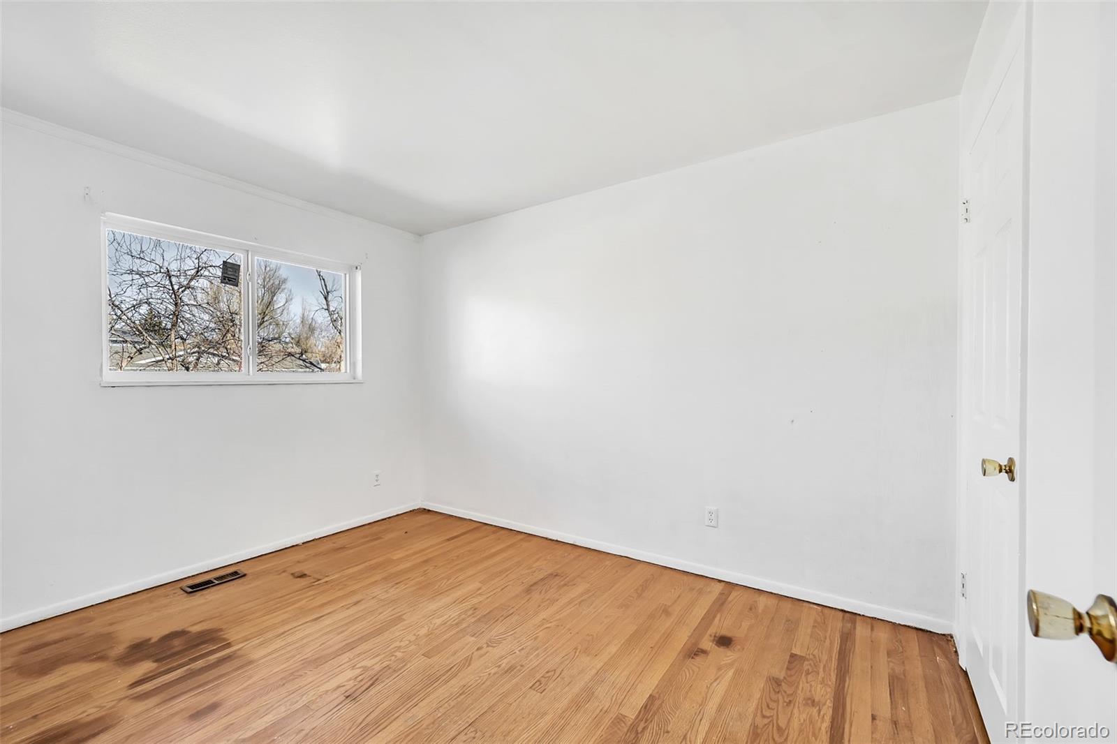 MLS Image #12 for 3665  temple street,colorado springs, Colorado