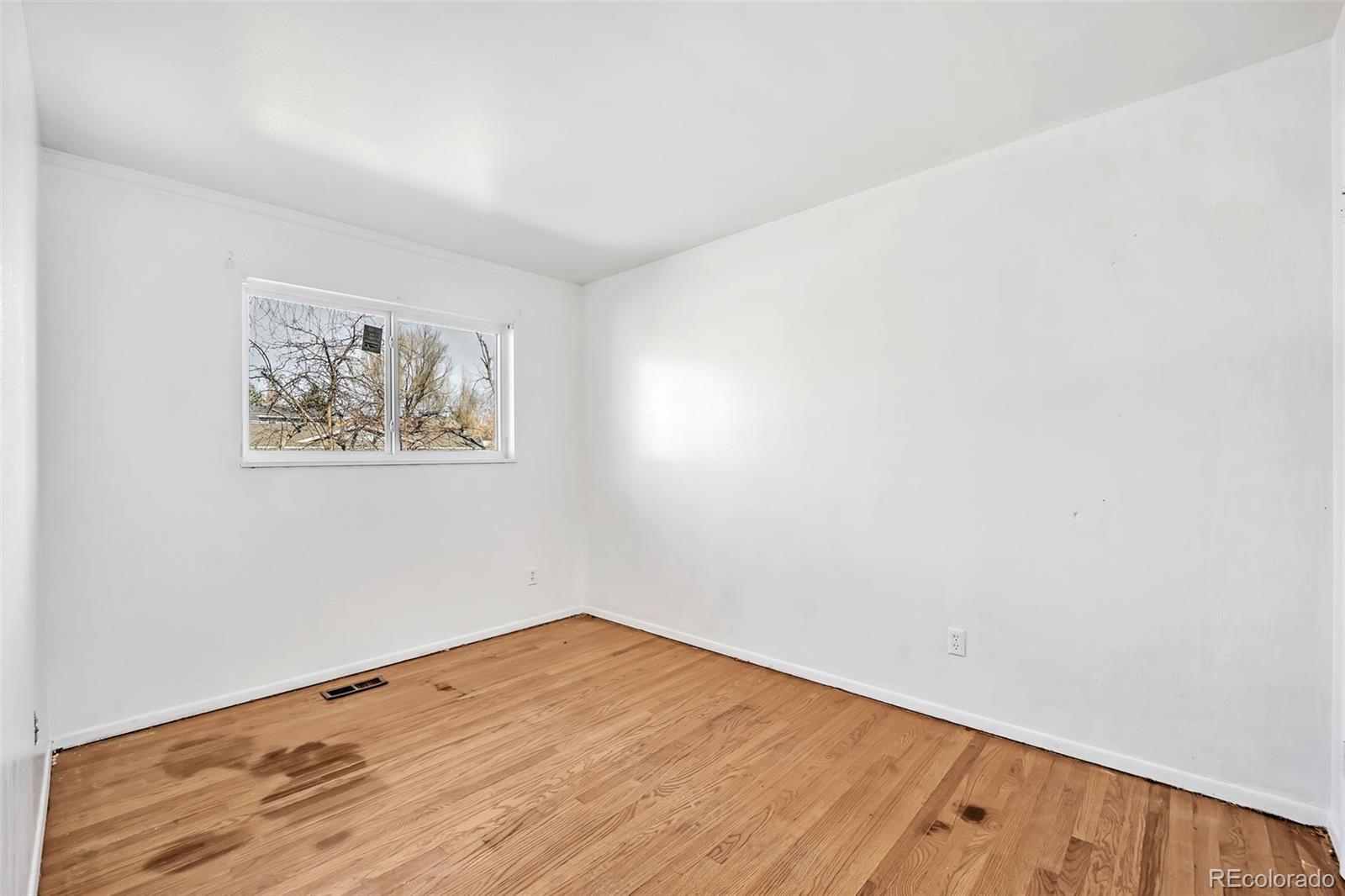 MLS Image #13 for 3665  temple street,colorado springs, Colorado