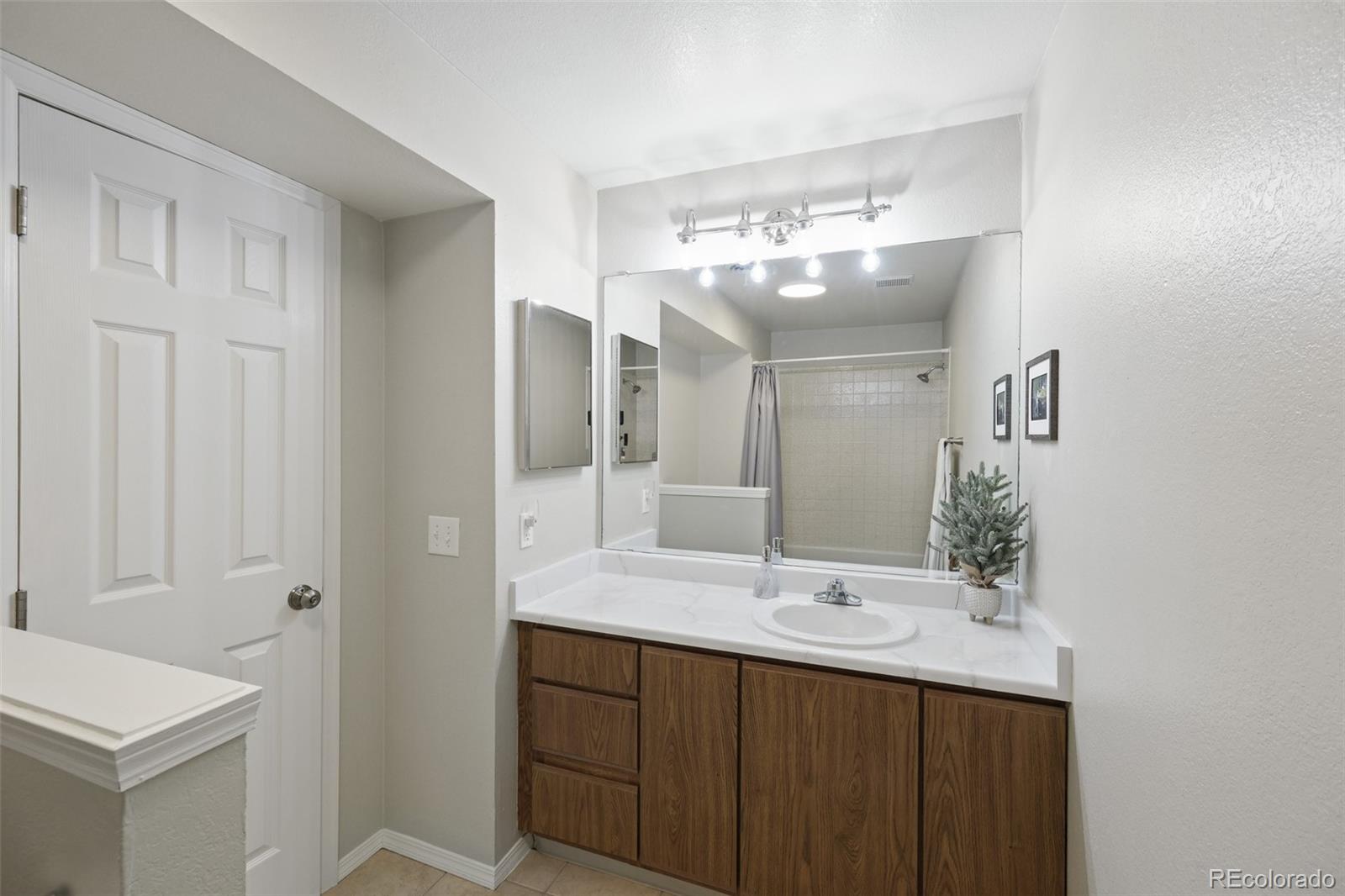 MLS Image #29 for 2686 e otero place 12,centennial, Colorado