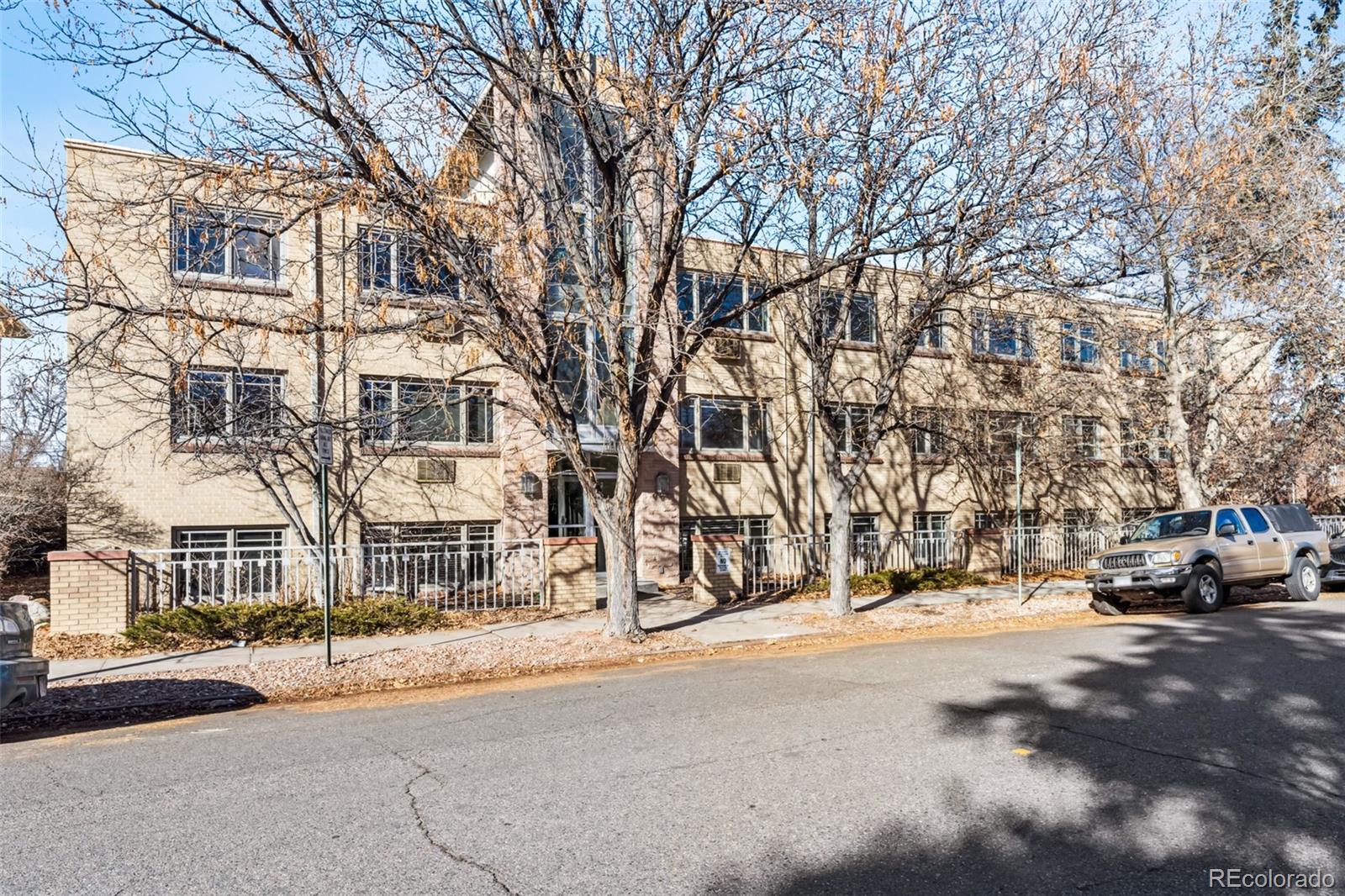 MLS Image #6 for 969 s pearl street,denver, Colorado