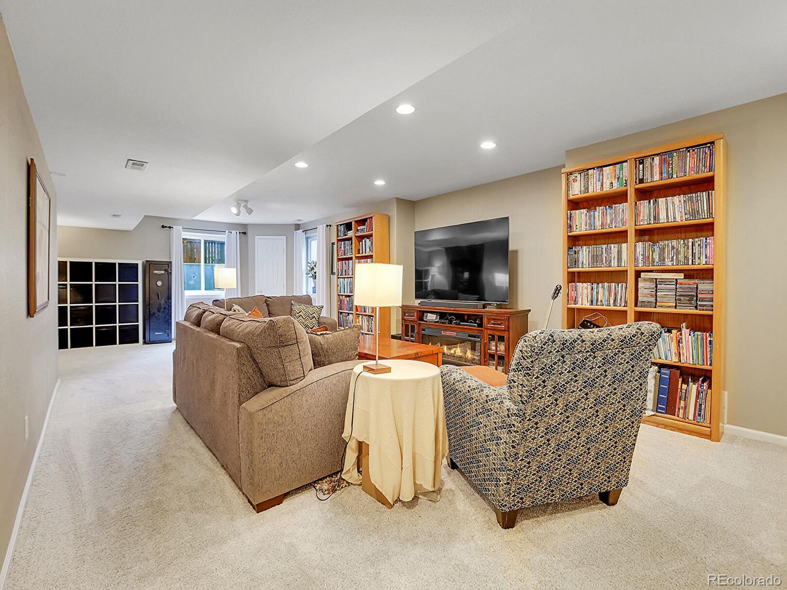 MLS Image #29 for 10062  eagle valley way,highlands ranch, Colorado