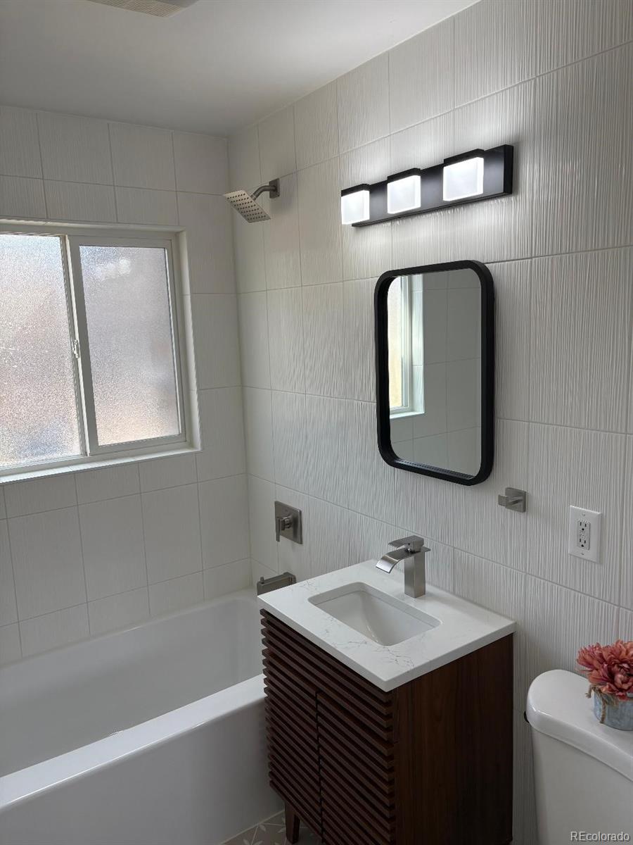 MLS Image #12 for 3290 s holly street,denver, Colorado