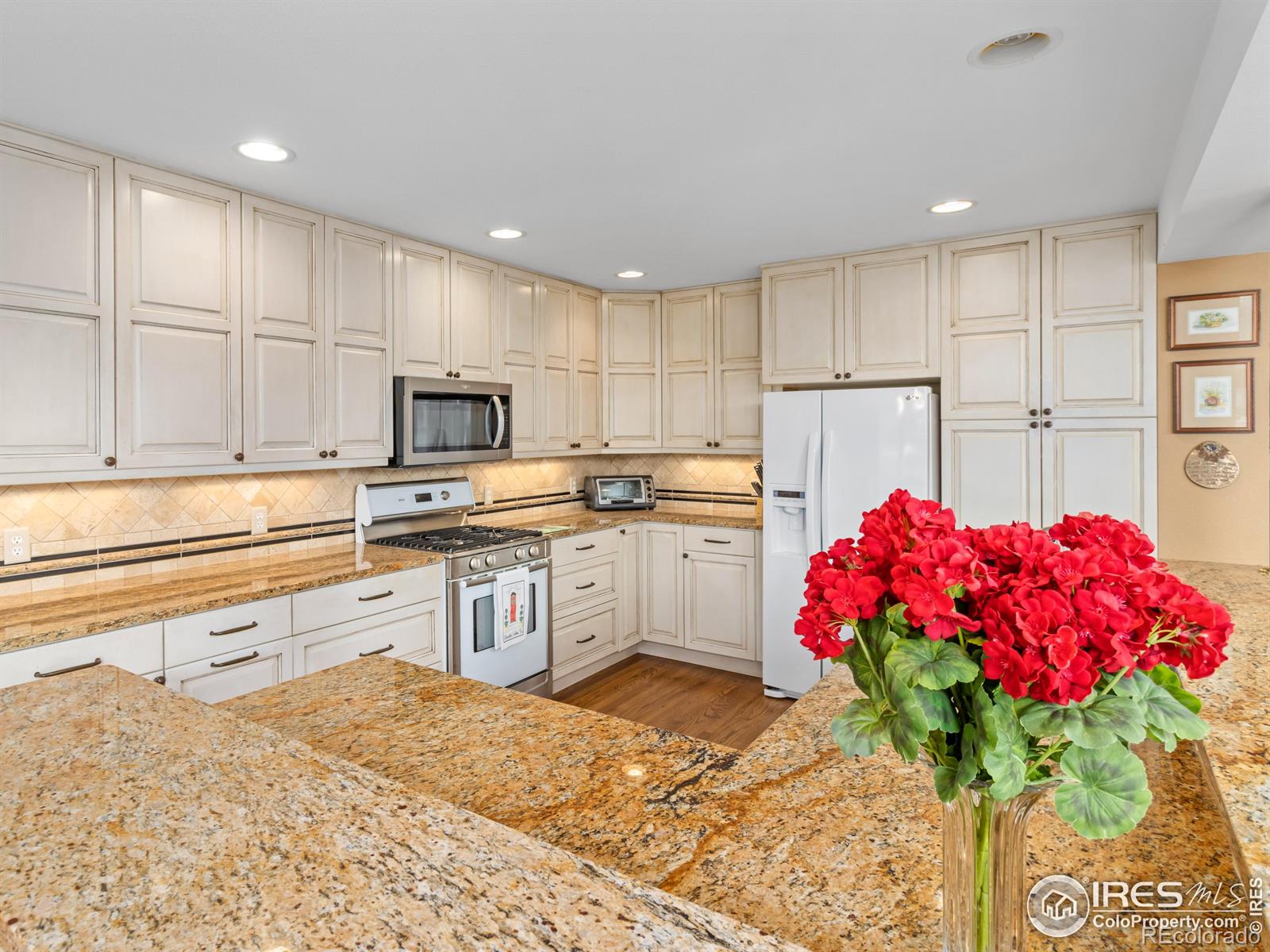 MLS Image #11 for 1400  raven circle,estes park, Colorado