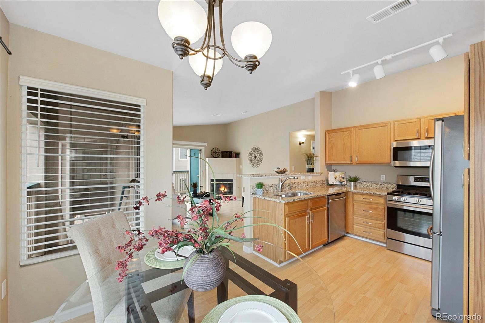 MLS Image #8 for 8406  pebble creek way,highlands ranch, Colorado